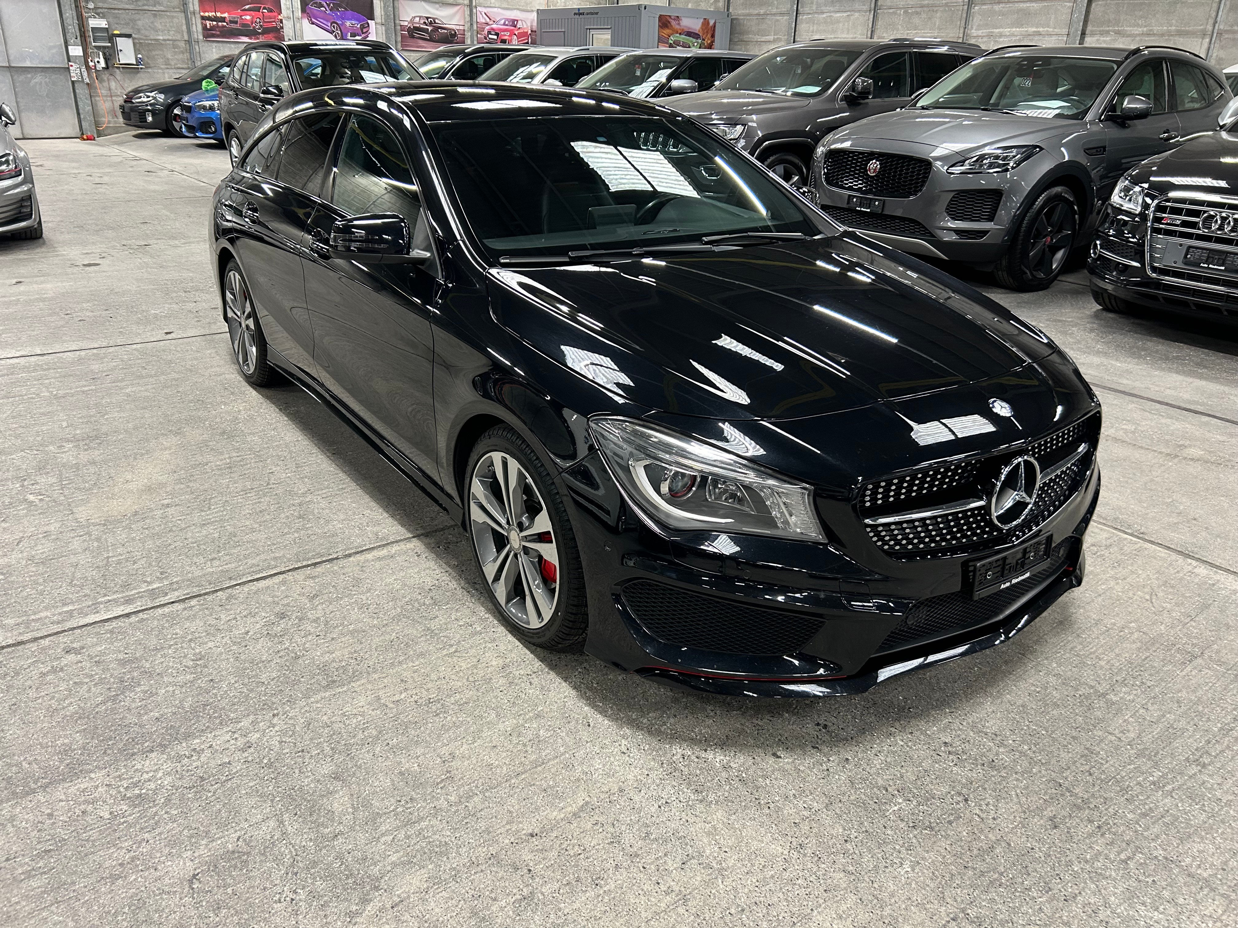 MERCEDES-BENZ CLA Shooting Brake 250 AMG Line 7G-DCT 4Matic