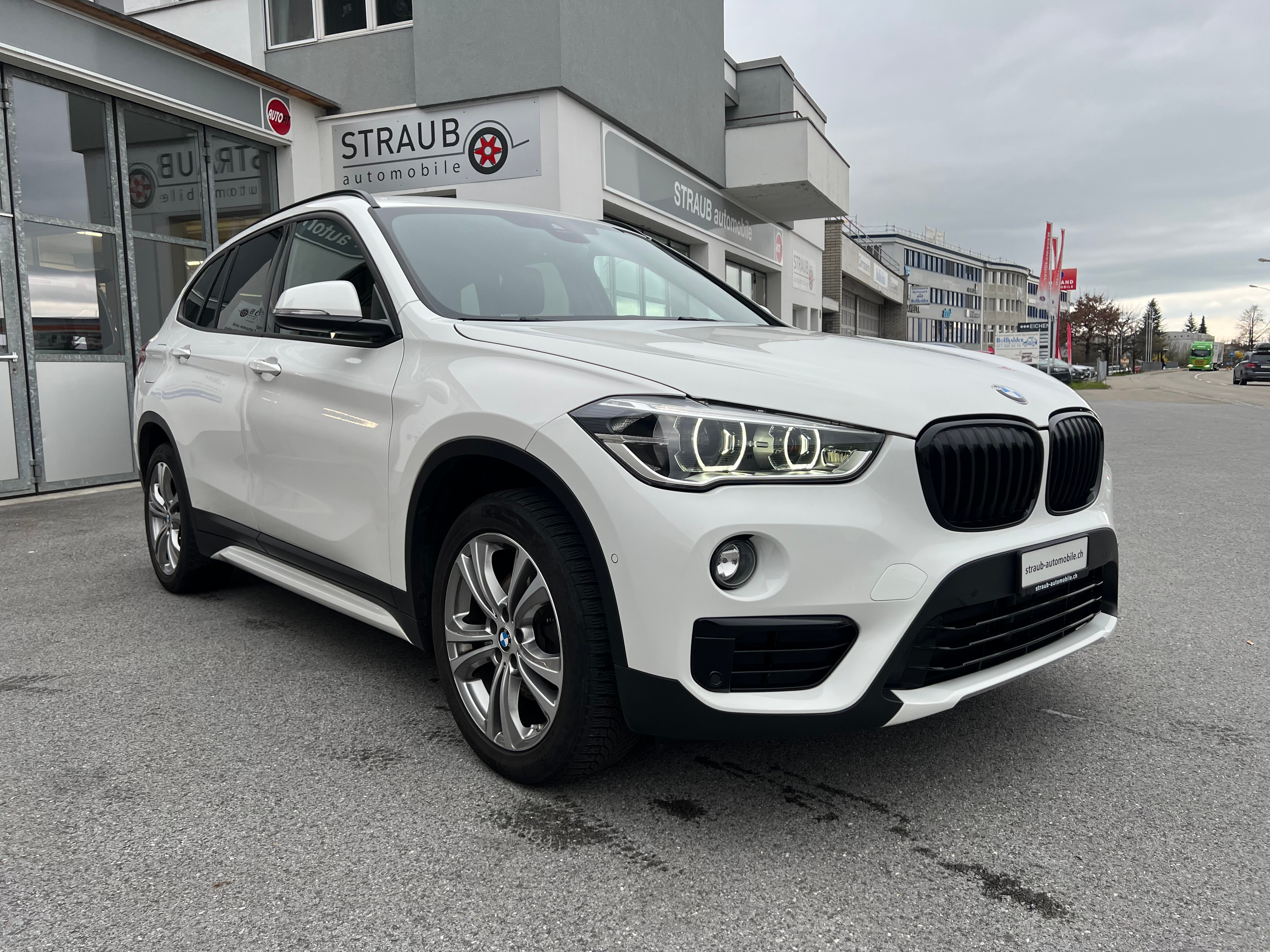 BMW X1 xDrive 18d Sport Line Steptronic