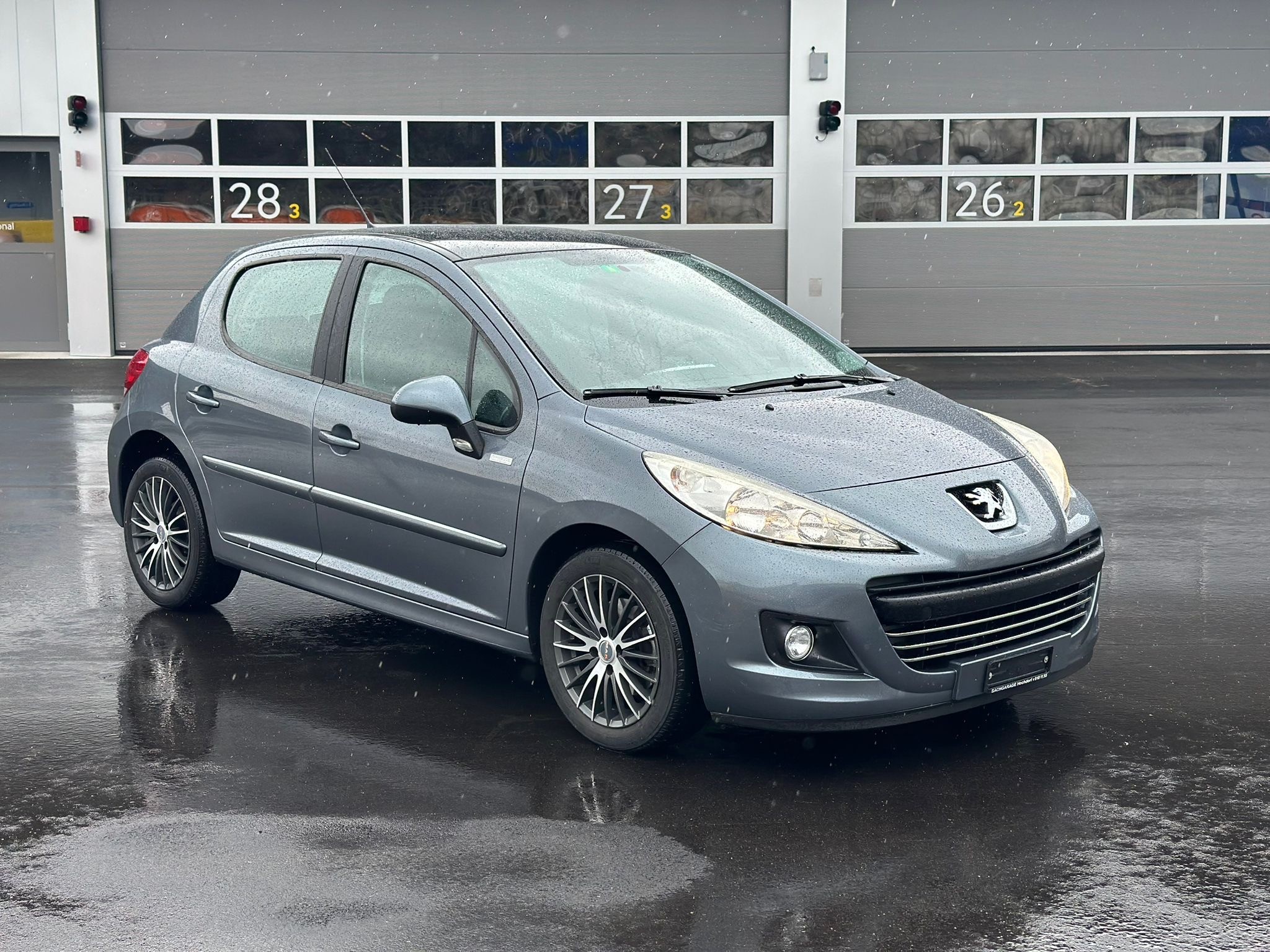 PEUGEOT 207 1.4 16V Millesim 200