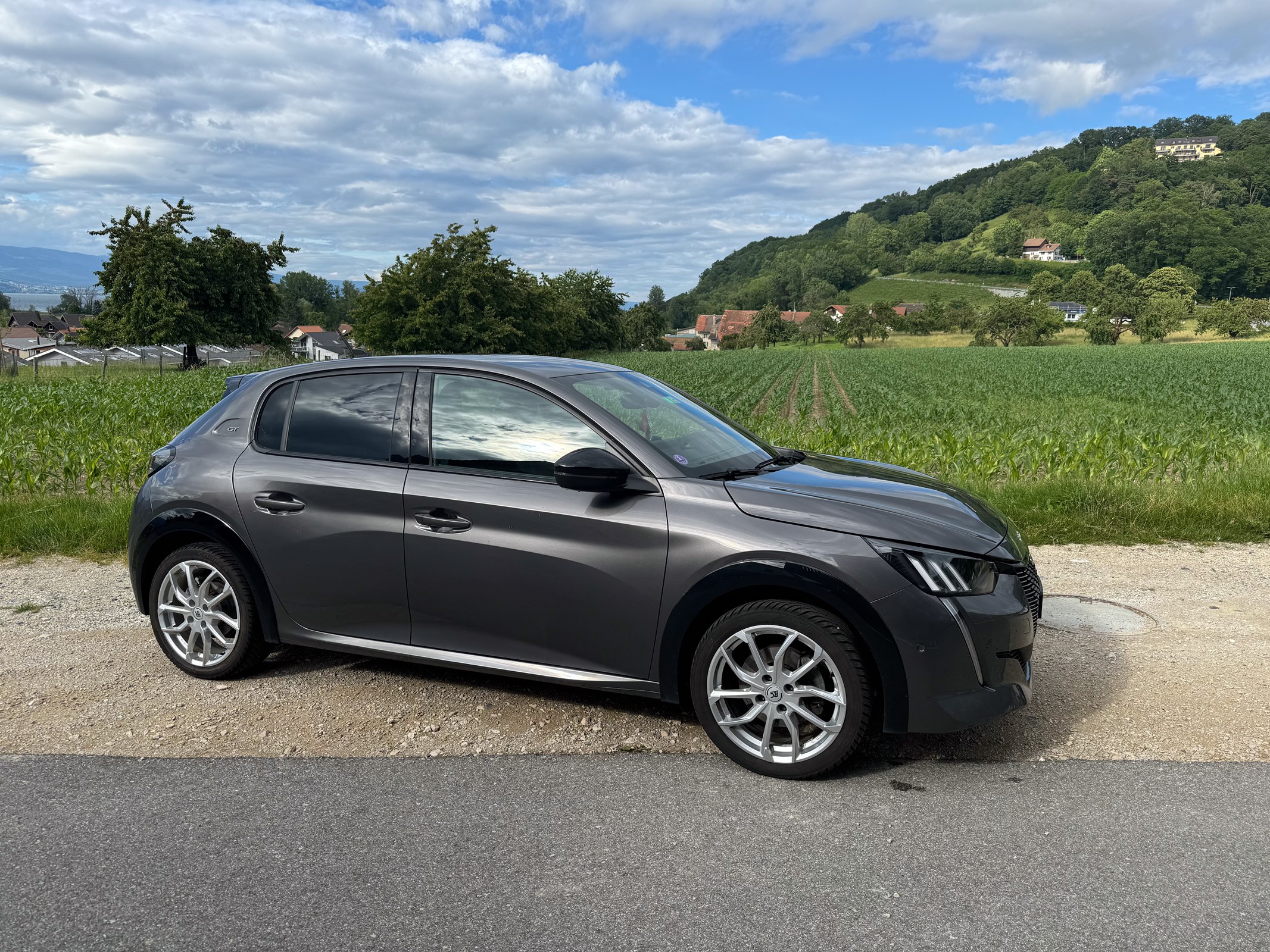 PEUGEOT 208 1.2 PureTech GT