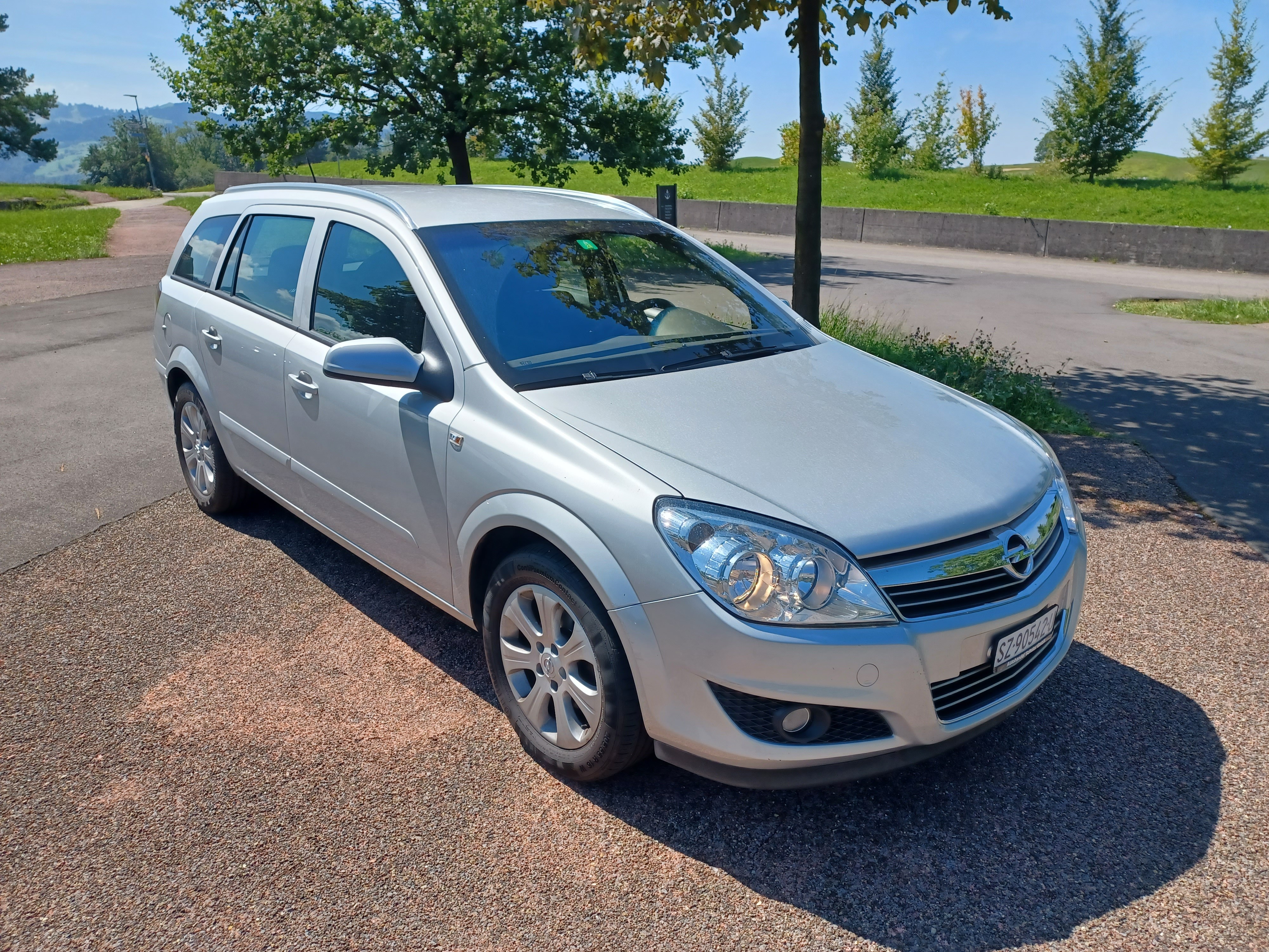 OPEL Astra Caravan 1.6i 16V Diamond Easytronic