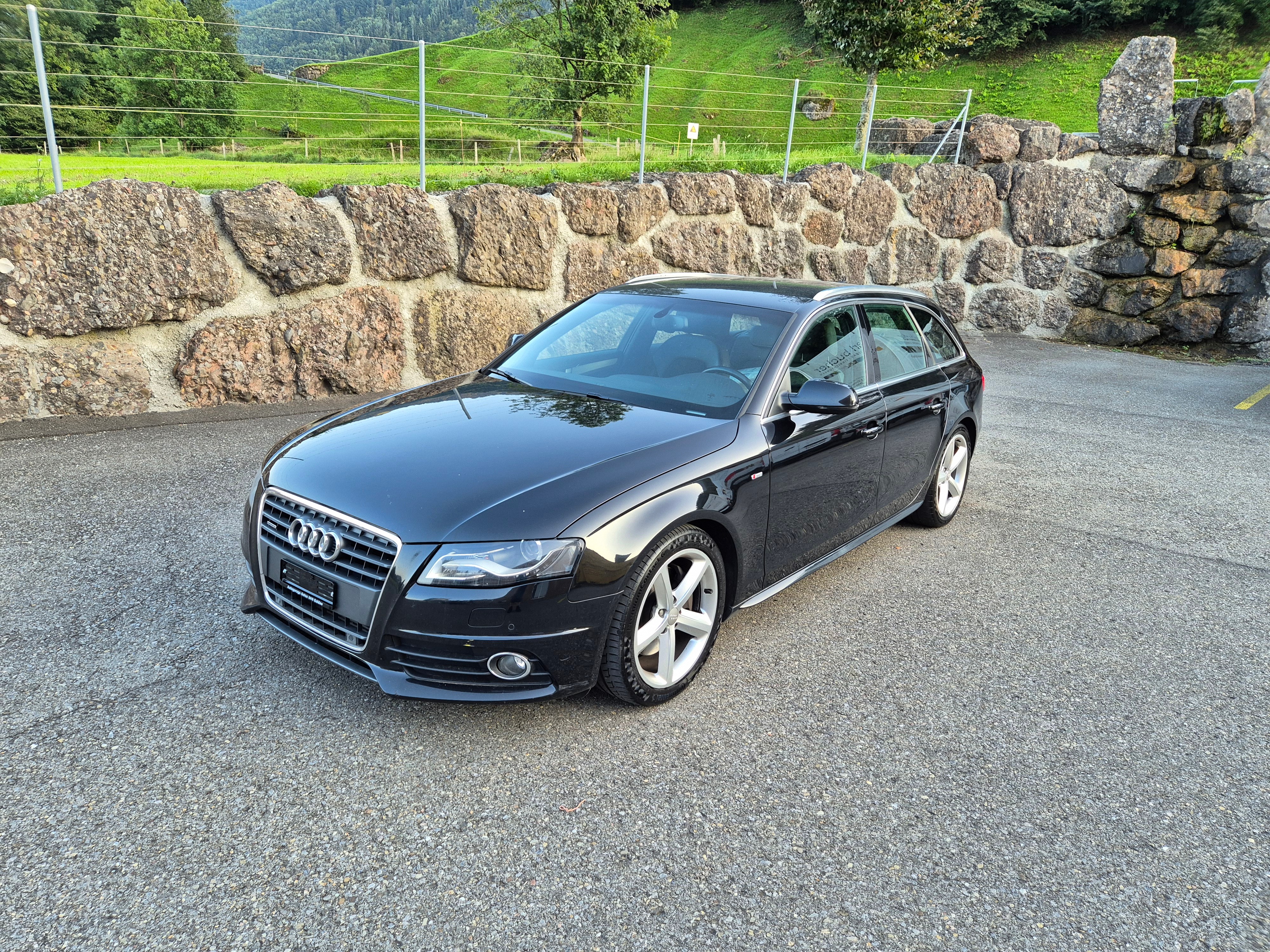 AUDI A4 Avant 2.0 TFSI quattro S-tronic