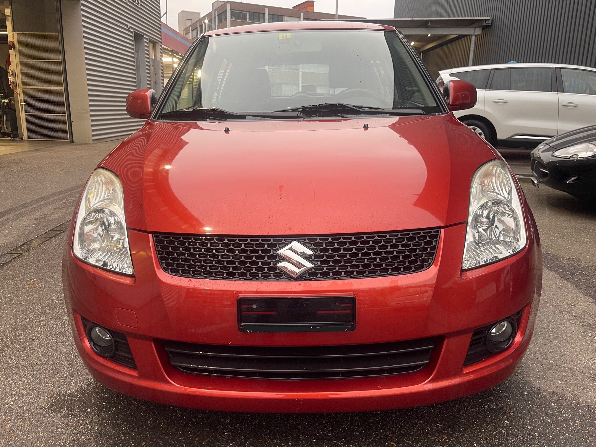 SUZUKI Swift 1.3i 16V GL Top Piz Sulai LE 4x4