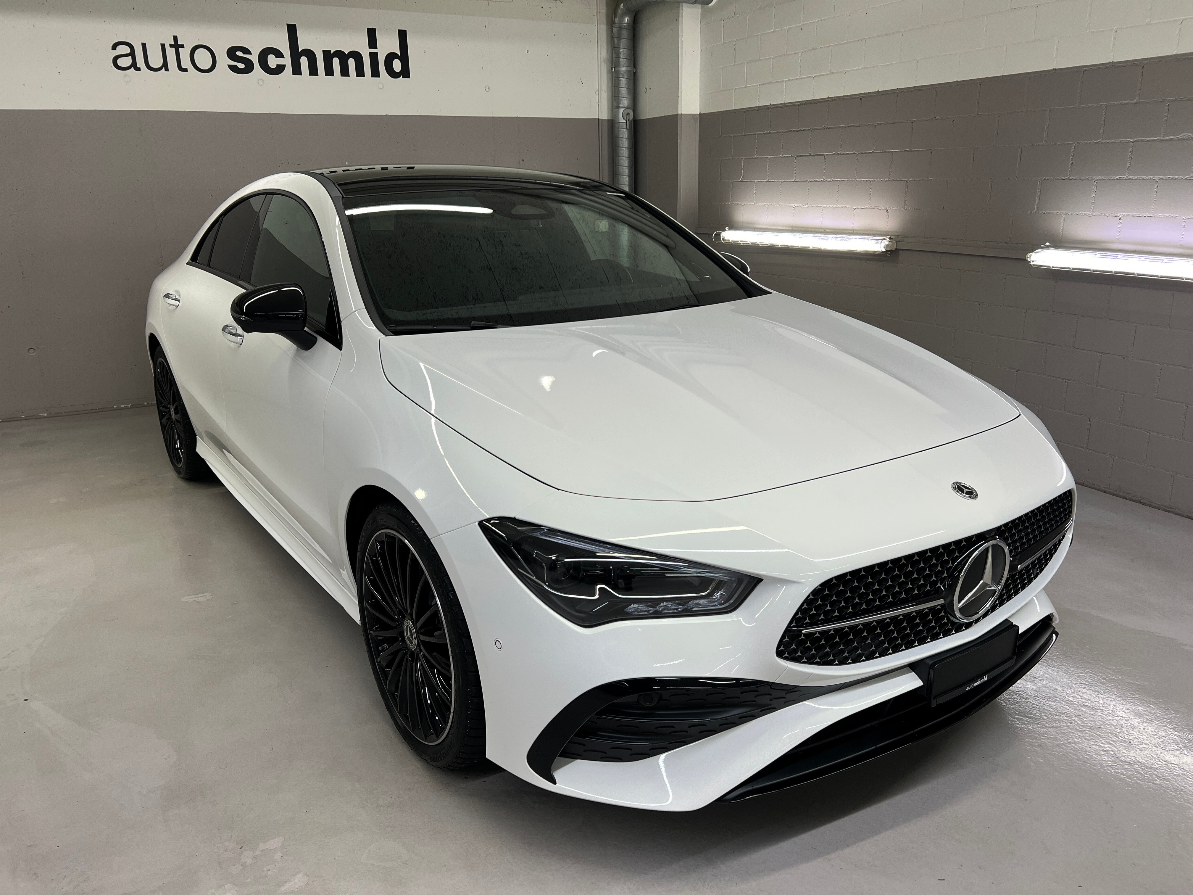 MERCEDES-BENZ CLA 200