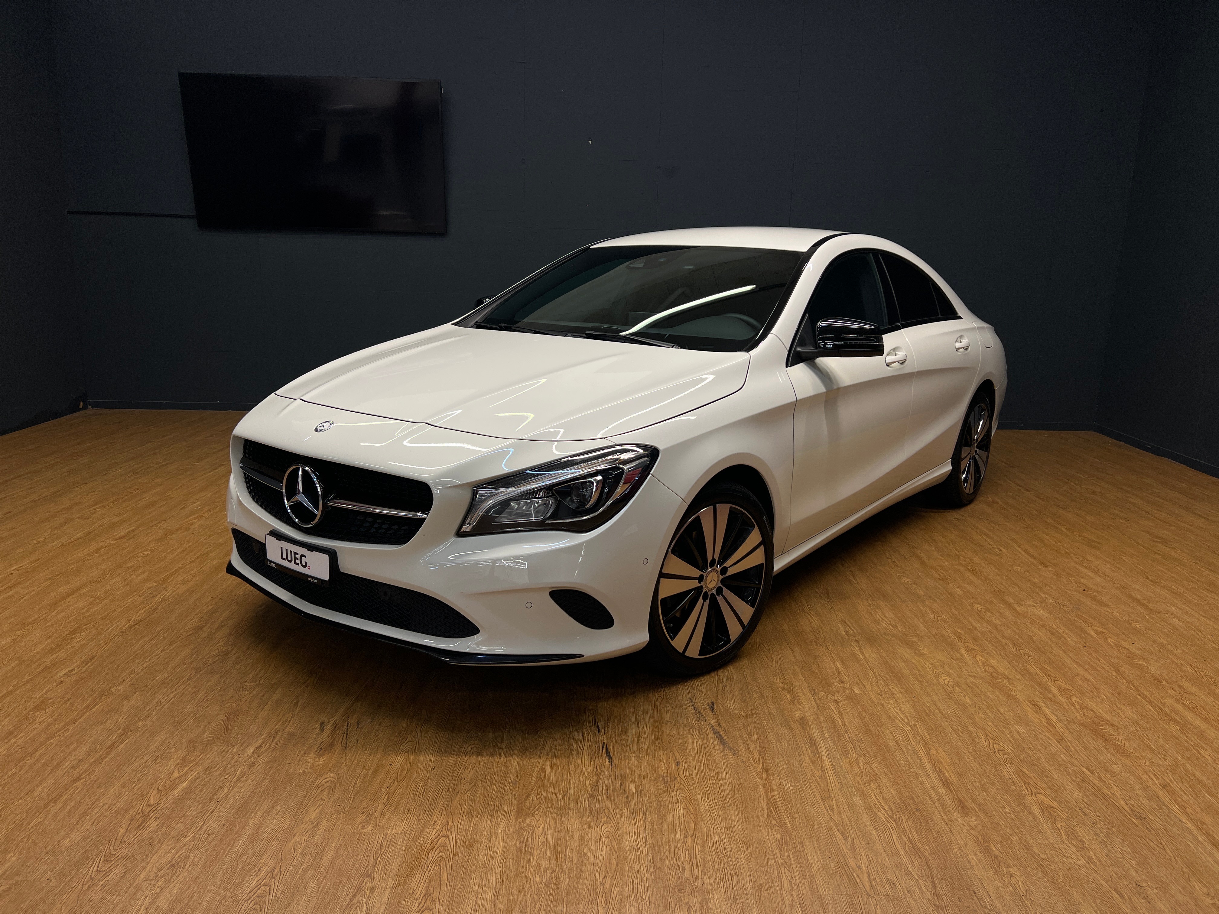 MERCEDES-BENZ CLA 200 Night Star - Rückfahrkamera