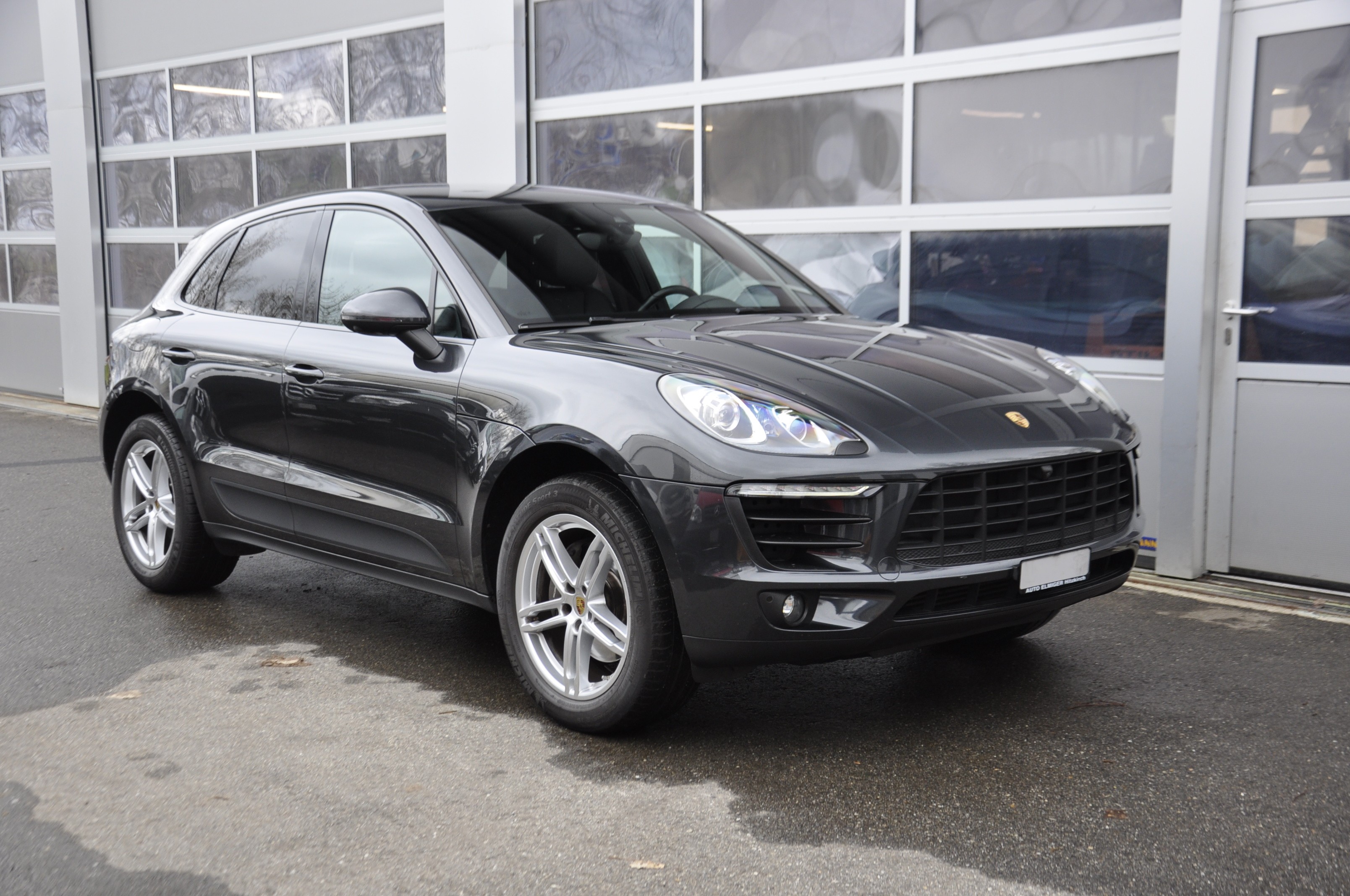 PORSCHE Macan PDK