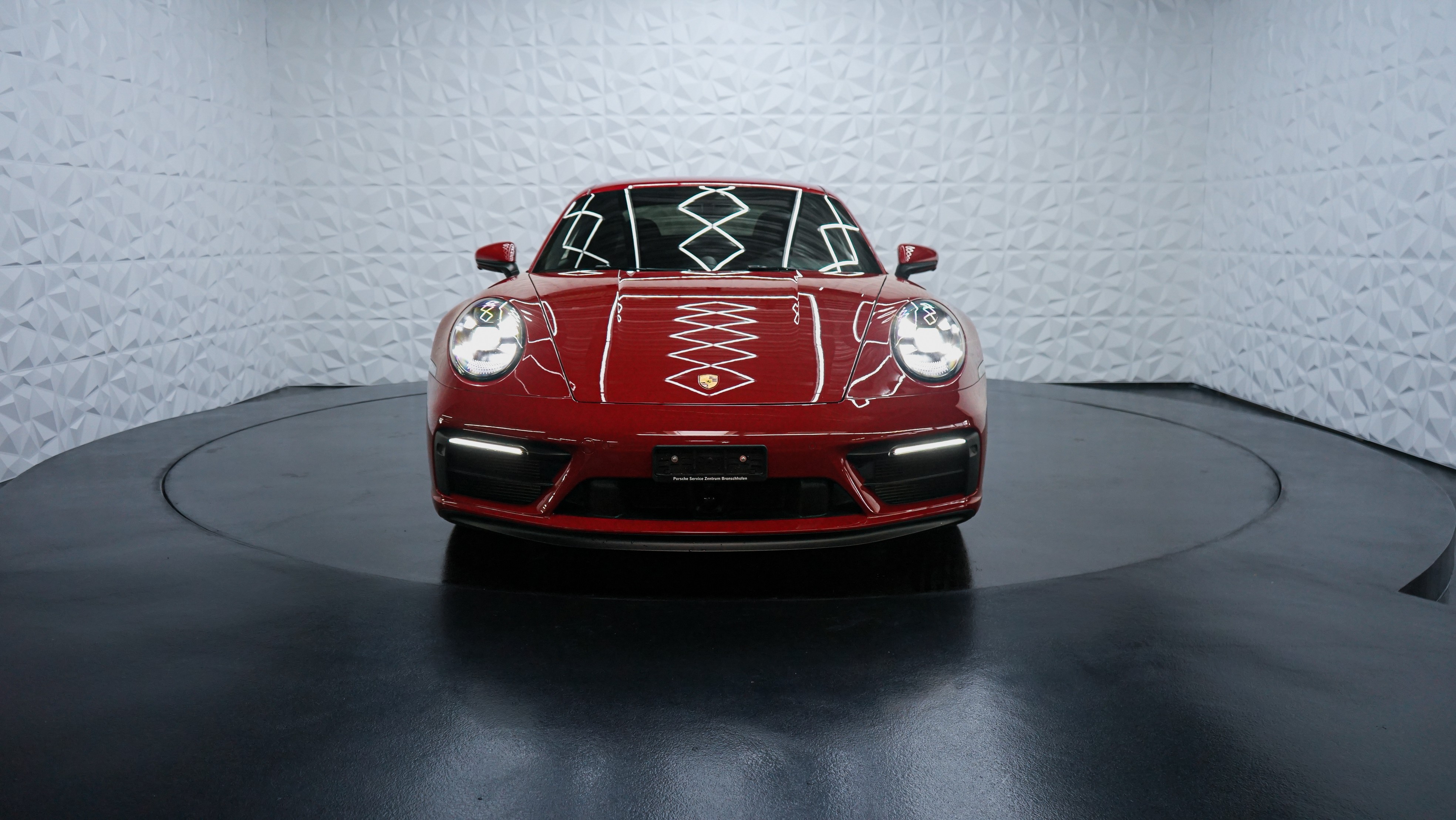 PORSCHE 911 Carrera 4 GTS PDK