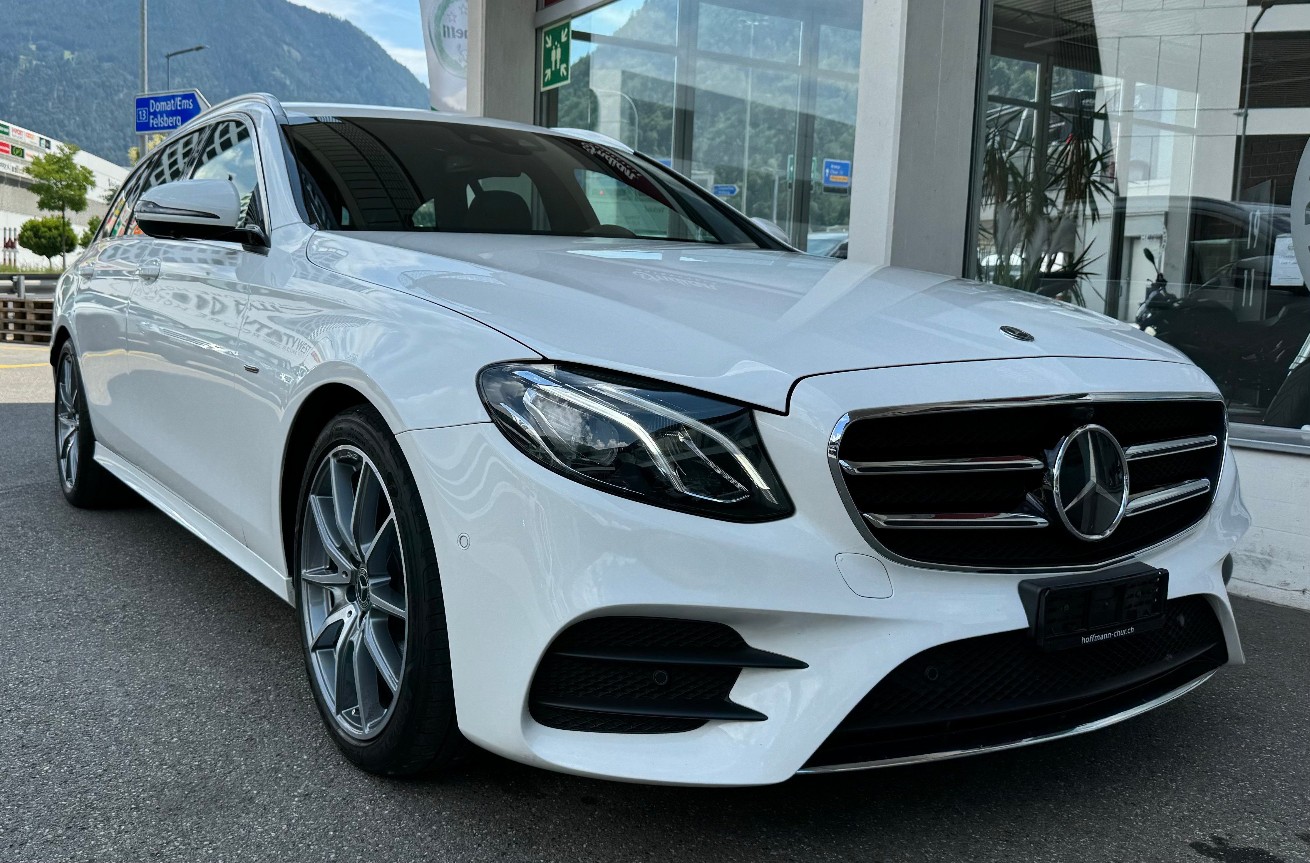 MERCEDES-BENZ E 220 d AMG Line 4Matic 9G-Tronic