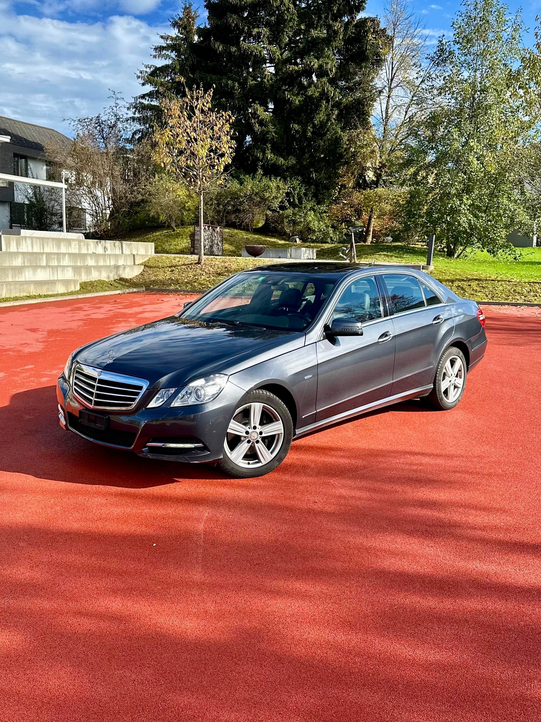 MERCEDES-BENZ E 250 CDI BlueEff. Avantgarde 4Matic 7G-Tronic