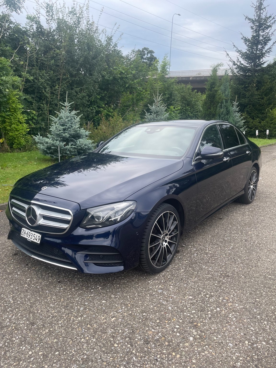 MERCEDES-BENZ E 350 d AMG Line 4Matic 9G-Tronic