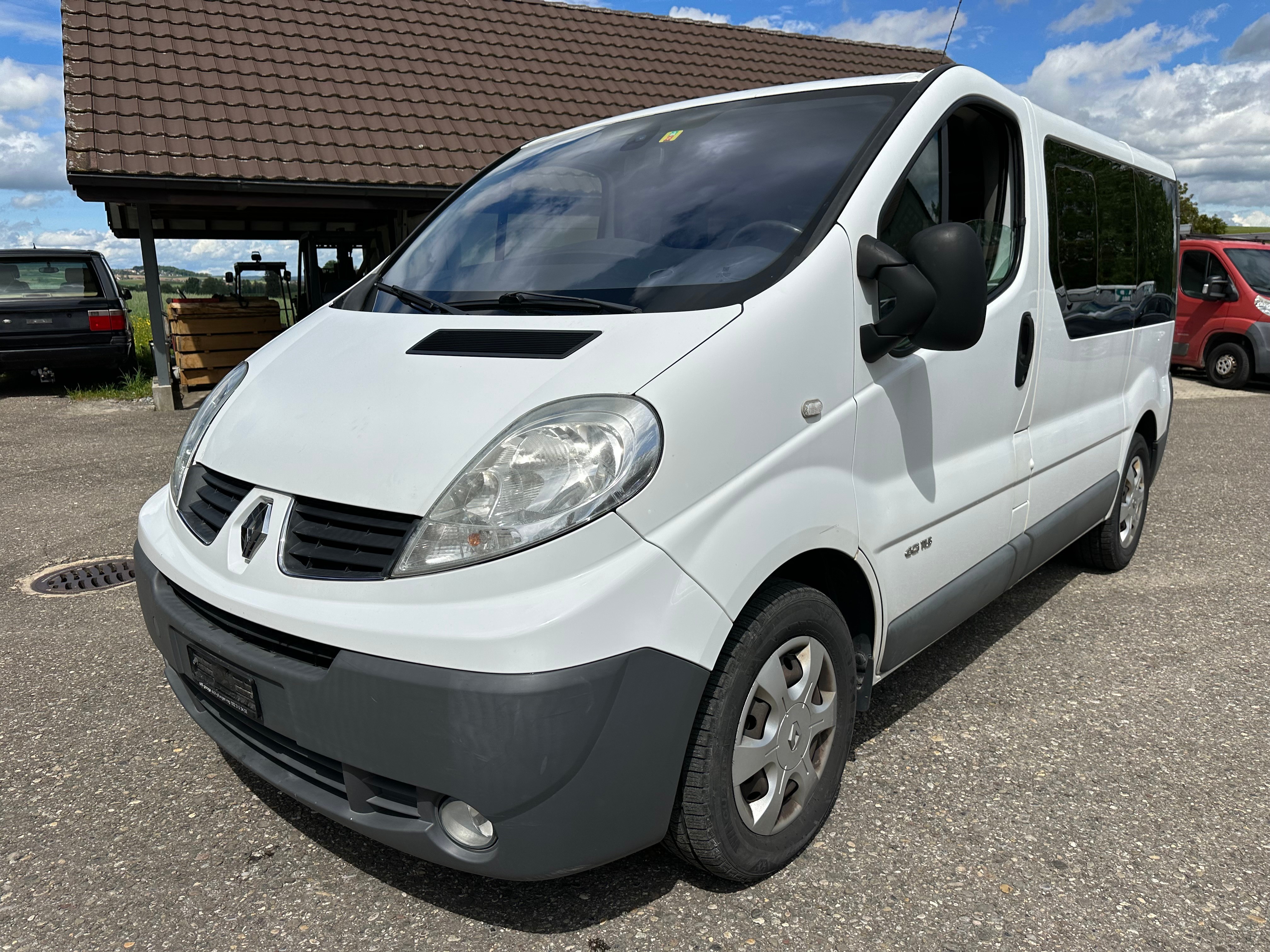 RENAULT Trafic 2.0 dCi Eco Grand Passenger Authentique