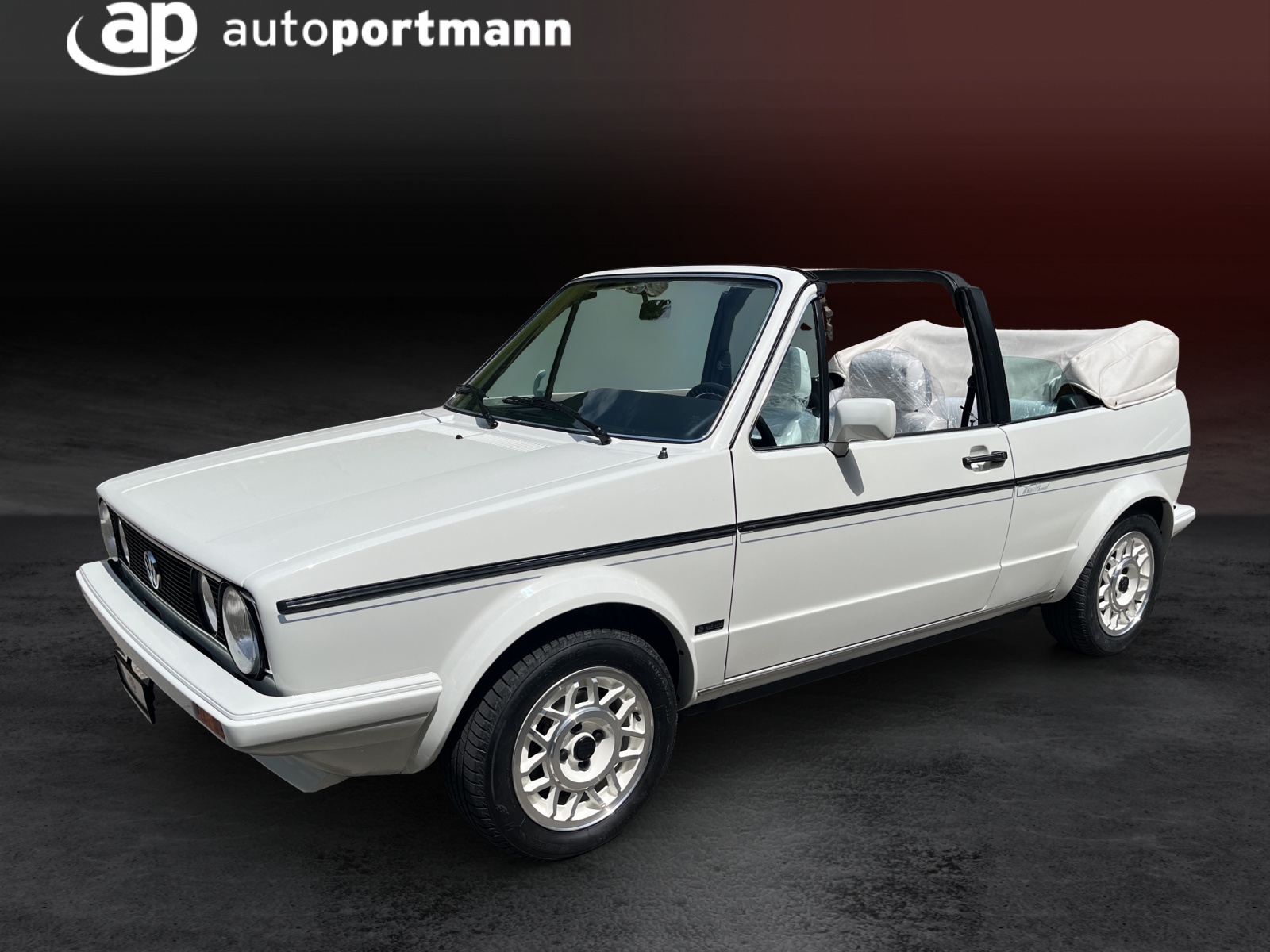 VW Golf Cabriolet 1800 White Special