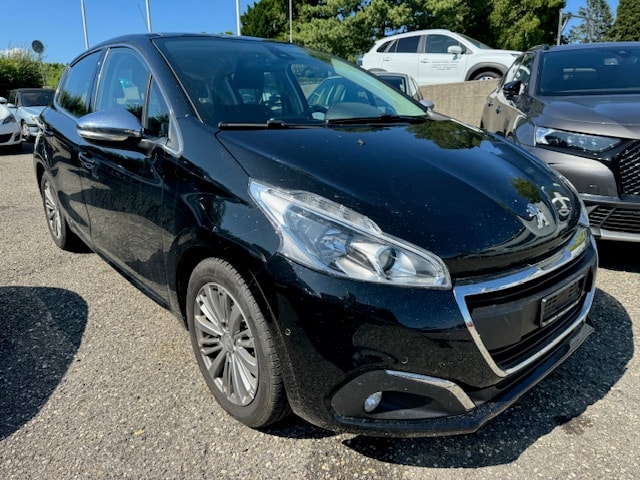 PEUGEOT 208 1.2 PureTech Allure EAT6