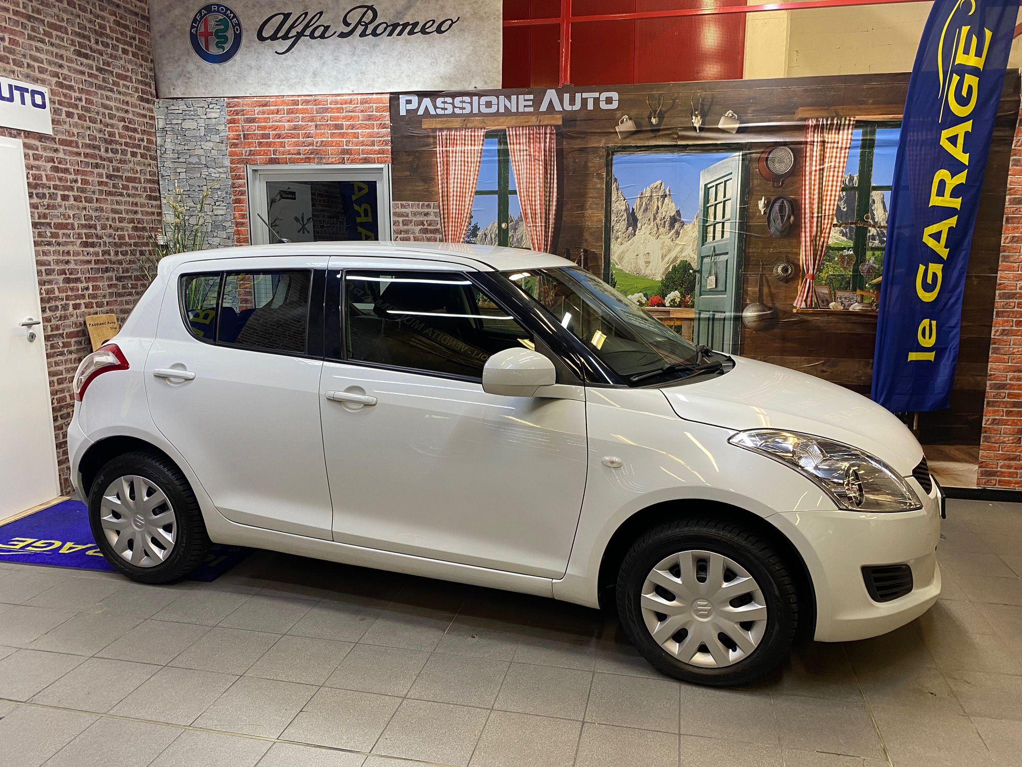 SUZUKI Swift 1.2i 16V GL 4x4