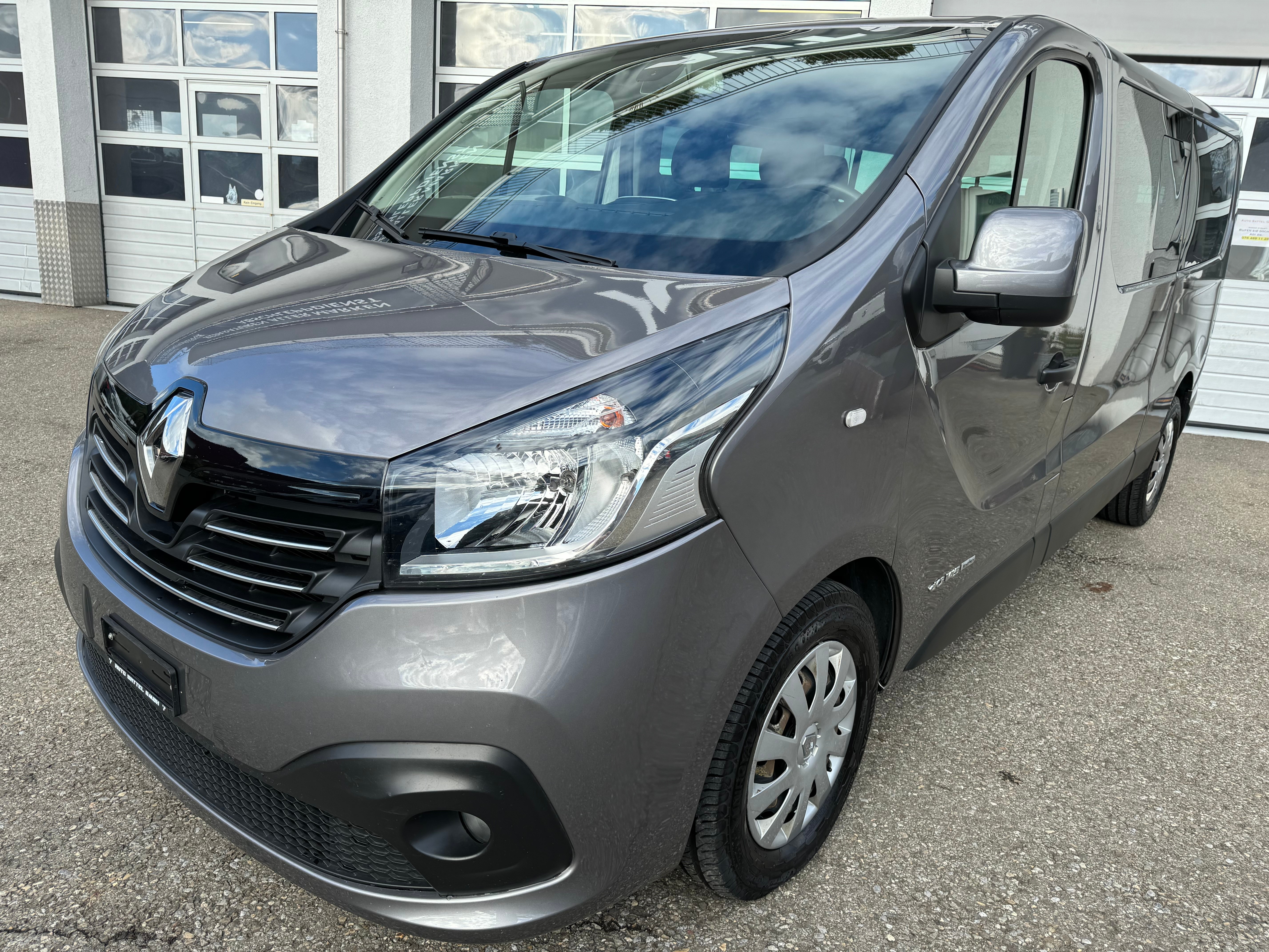 RENAULT Trafic ENERGY dCi 145 Grand Passenger Dynamique