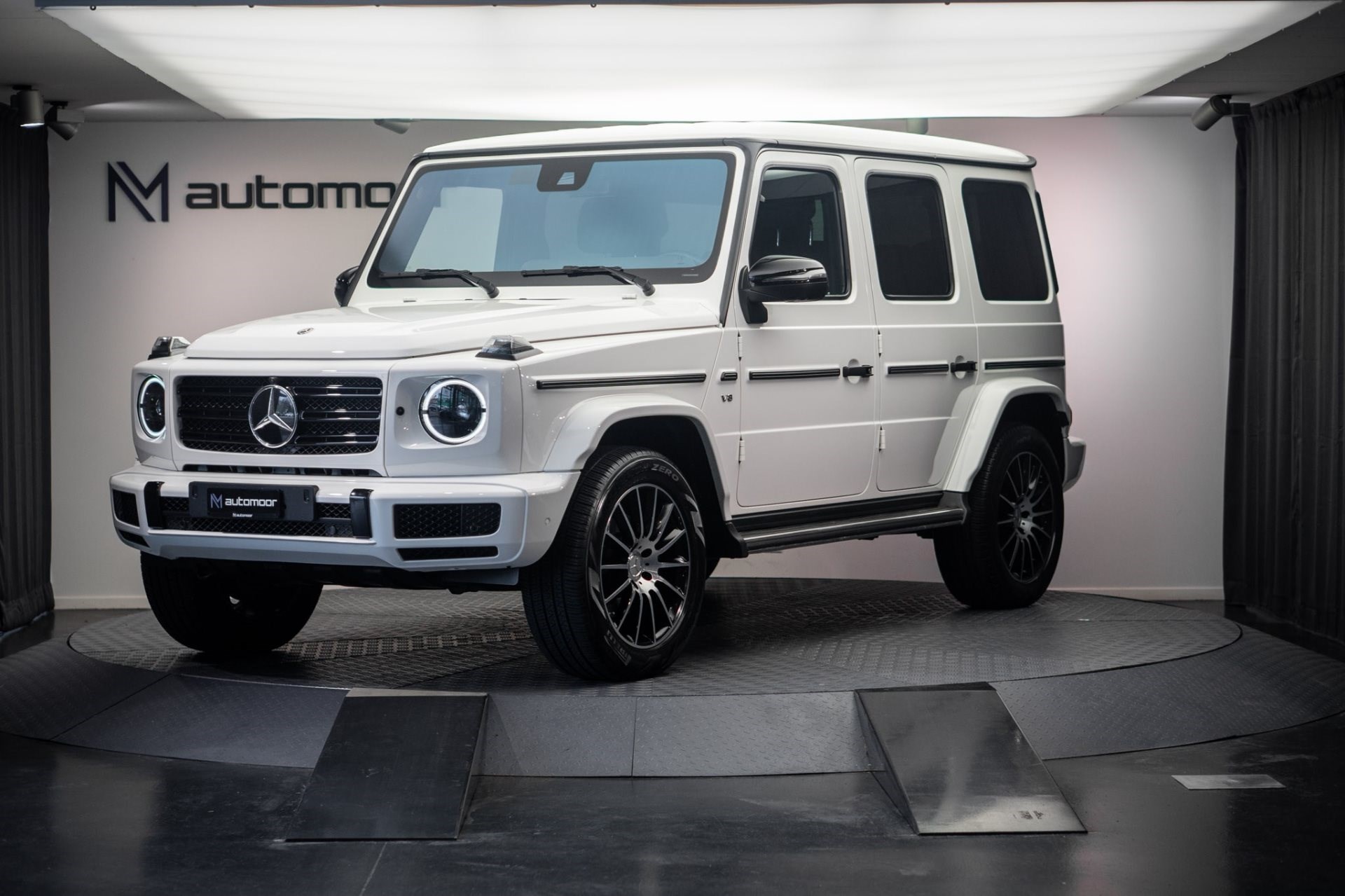 MERCEDES-BENZ G 500 AMG Line 9G-Tronic *CH-Fahrzeug* *Designo* *AHK*