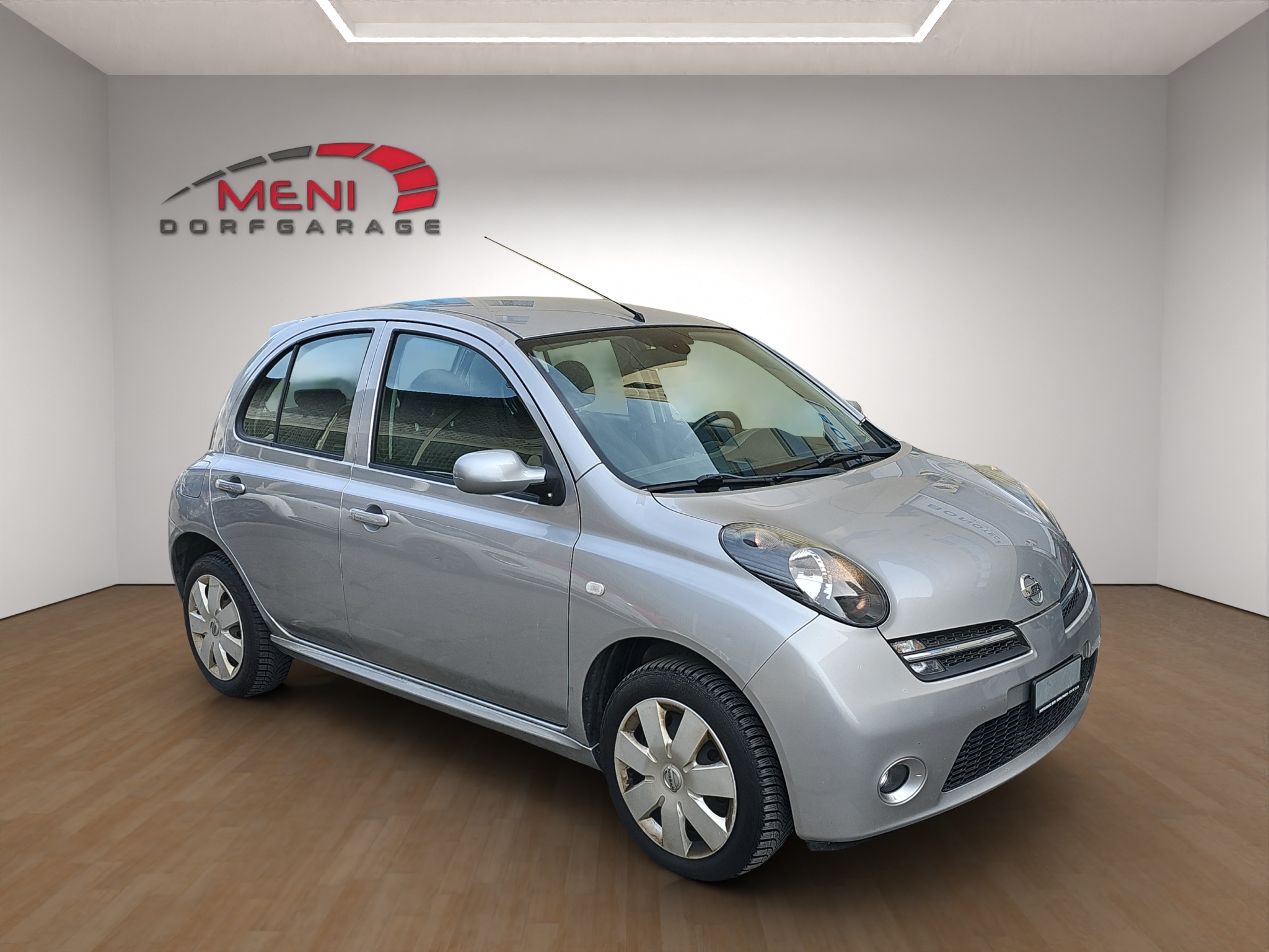 NISSAN Micra 1.6 SR