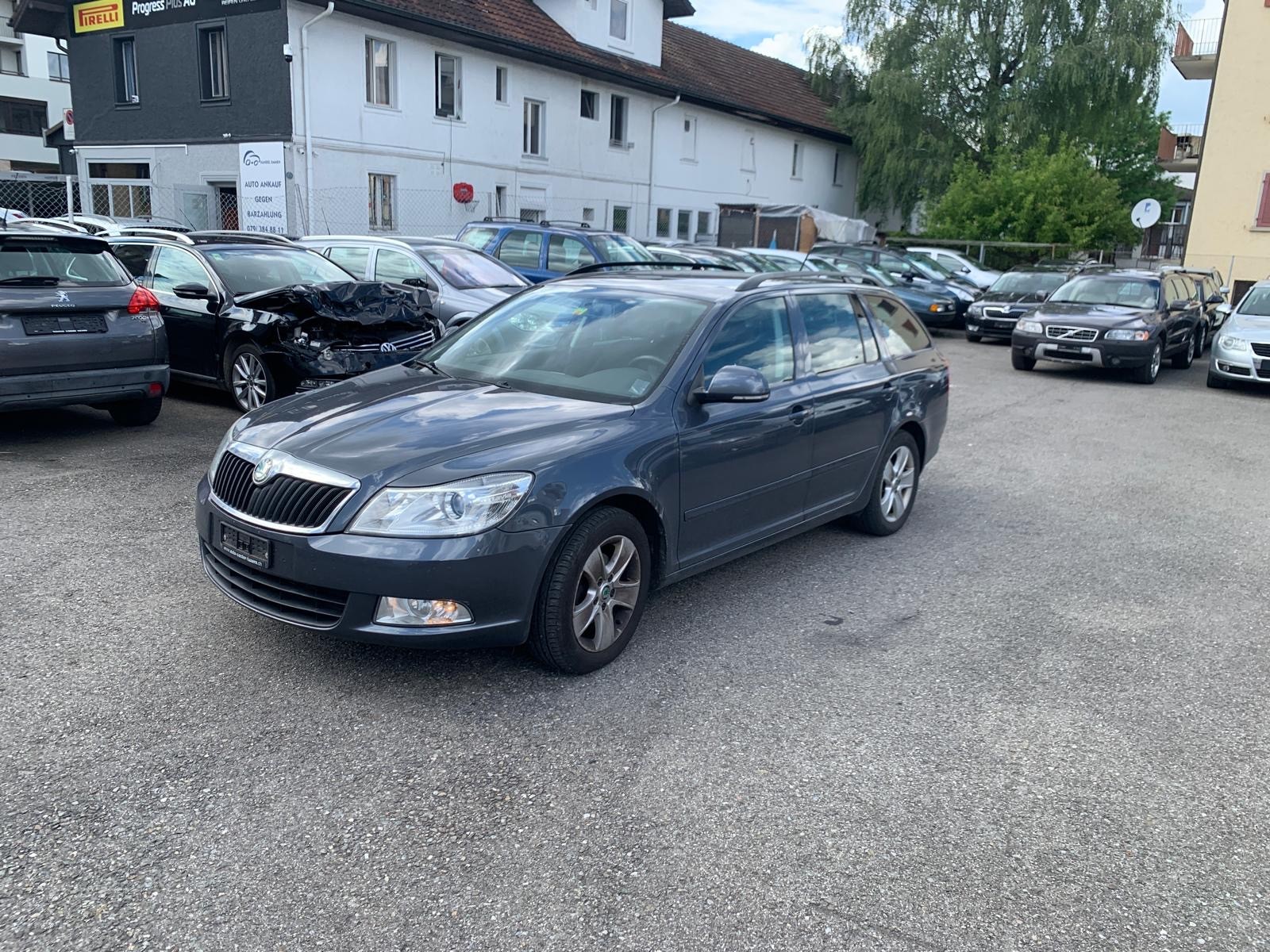 SKODA Octavia Combi 1.4 TSI Active