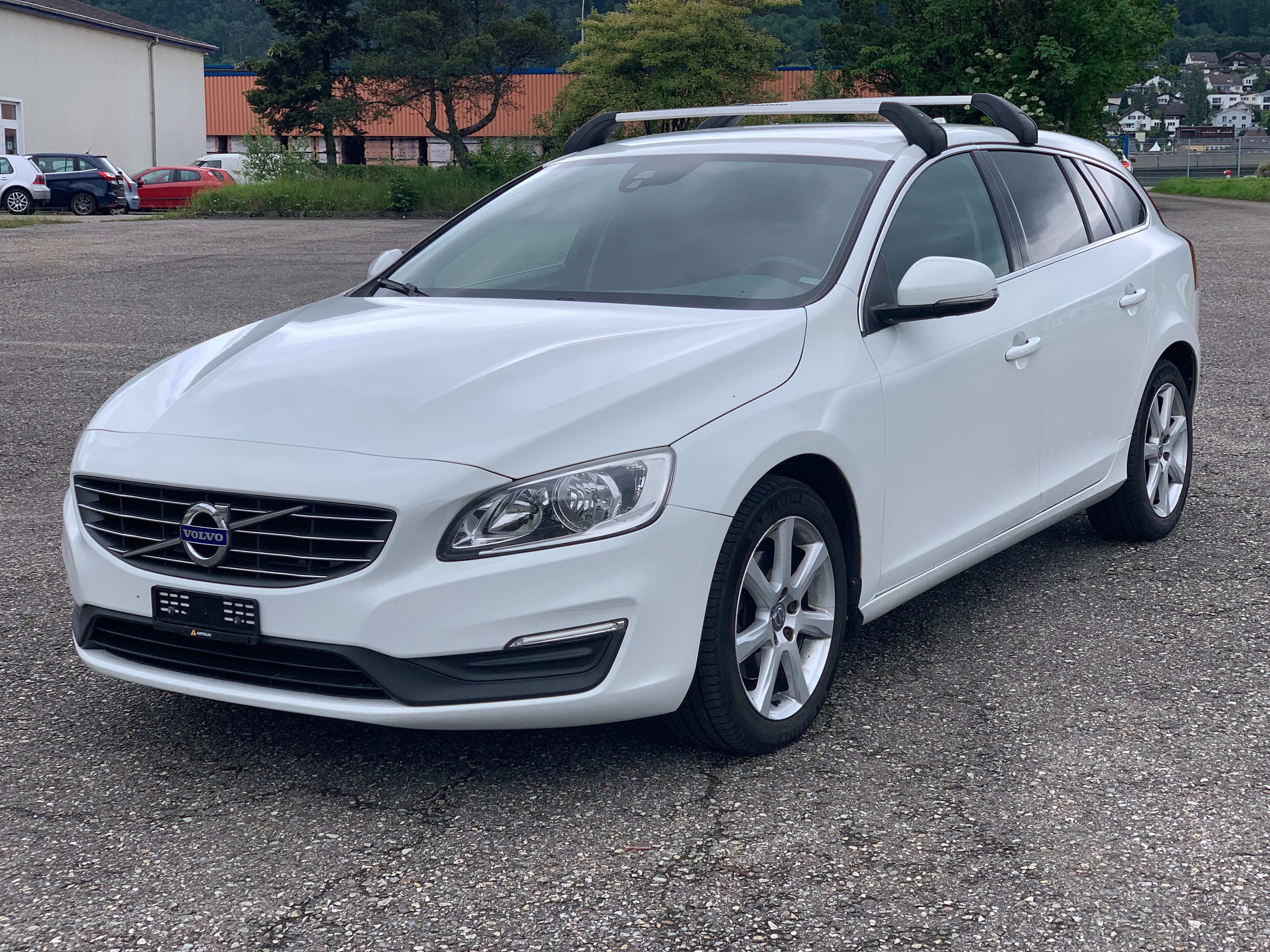 VOLVO V60 D3 Kinetic