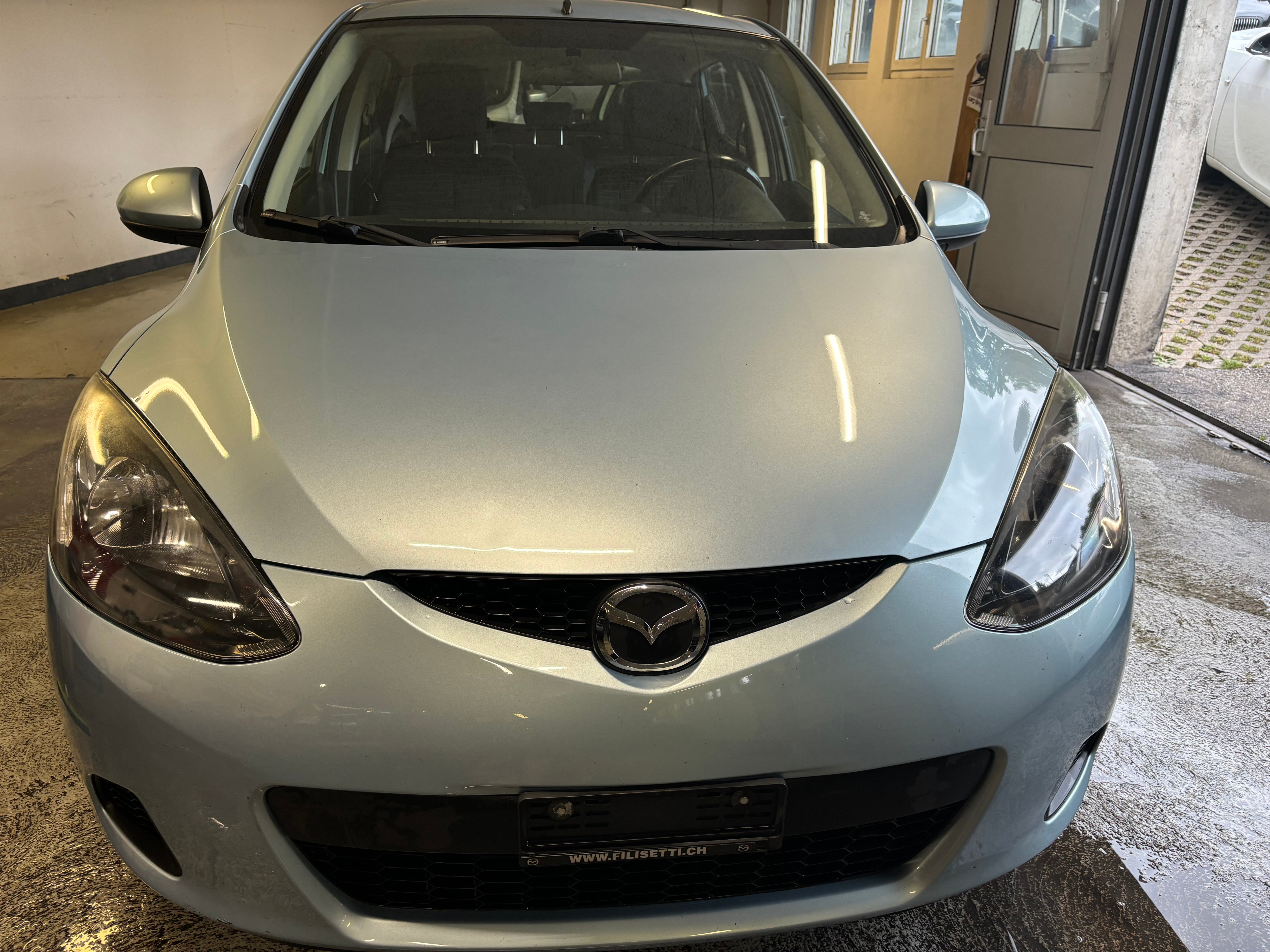 MAZDA 2 1.3i 16V Exclusive