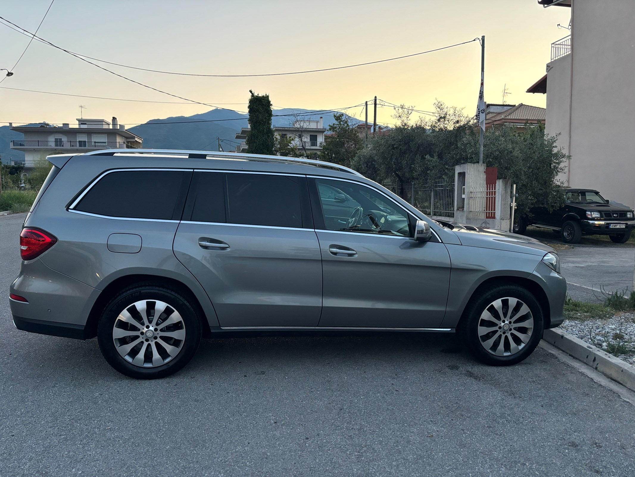 MERCEDES-BENZ GLS 350 d 4Matic 9G-TRONIC