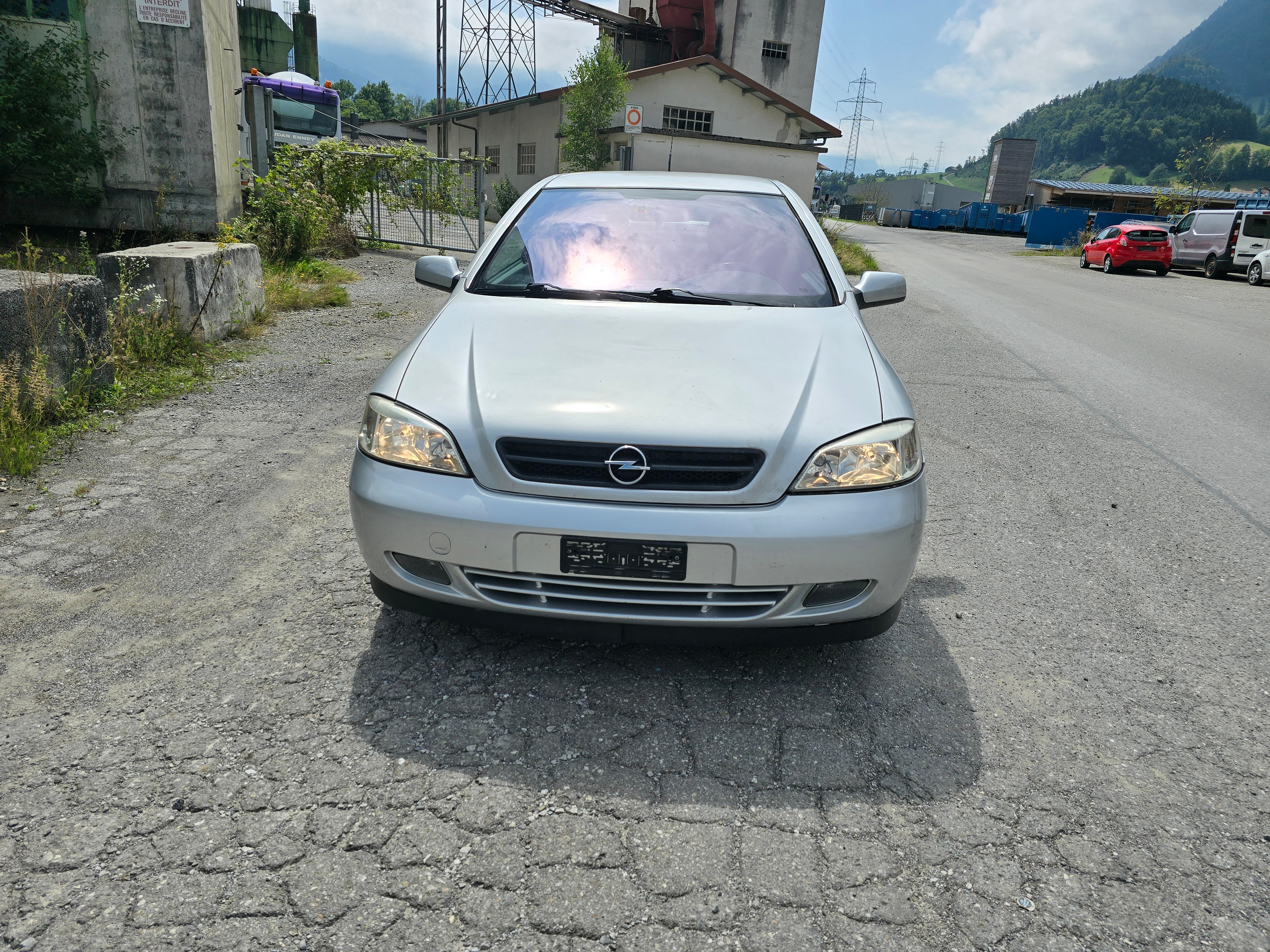 OPEL Astra Coupé 2.2i 16V Linea Rossa