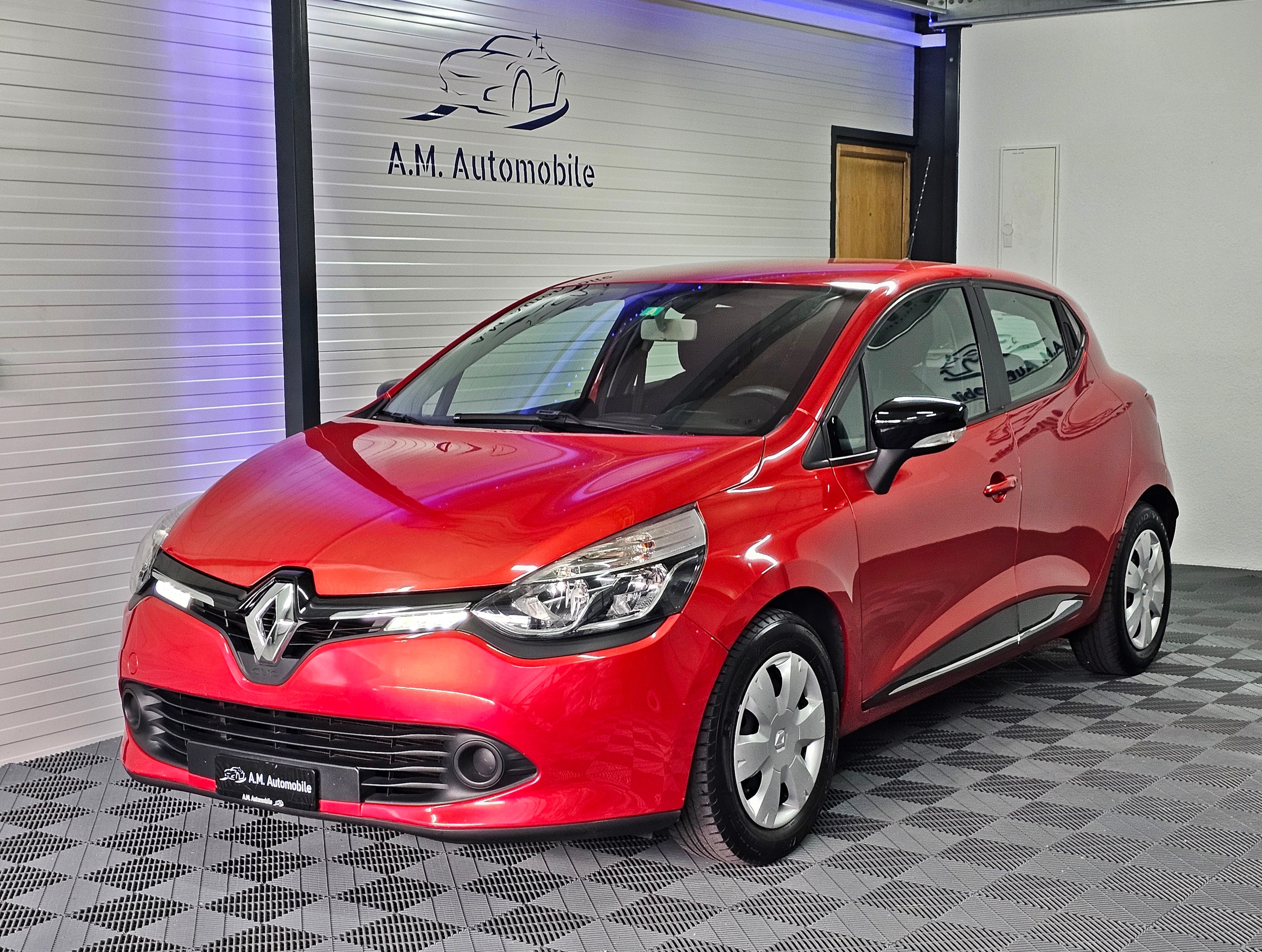 RENAULT Clio 1.2 16V Expression