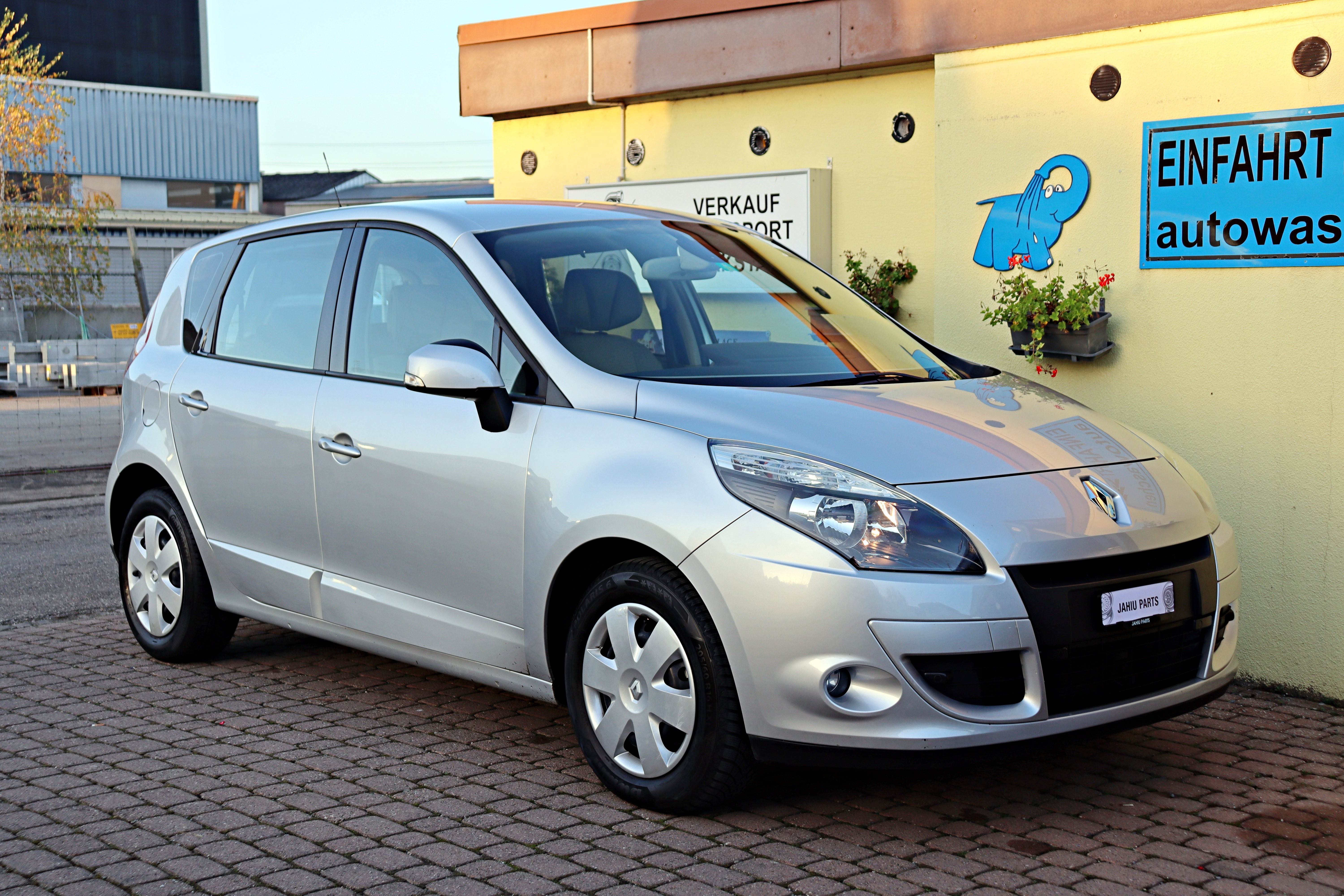 RENAULT Scénic 2.0 16V Privilège X-Tronic CVT