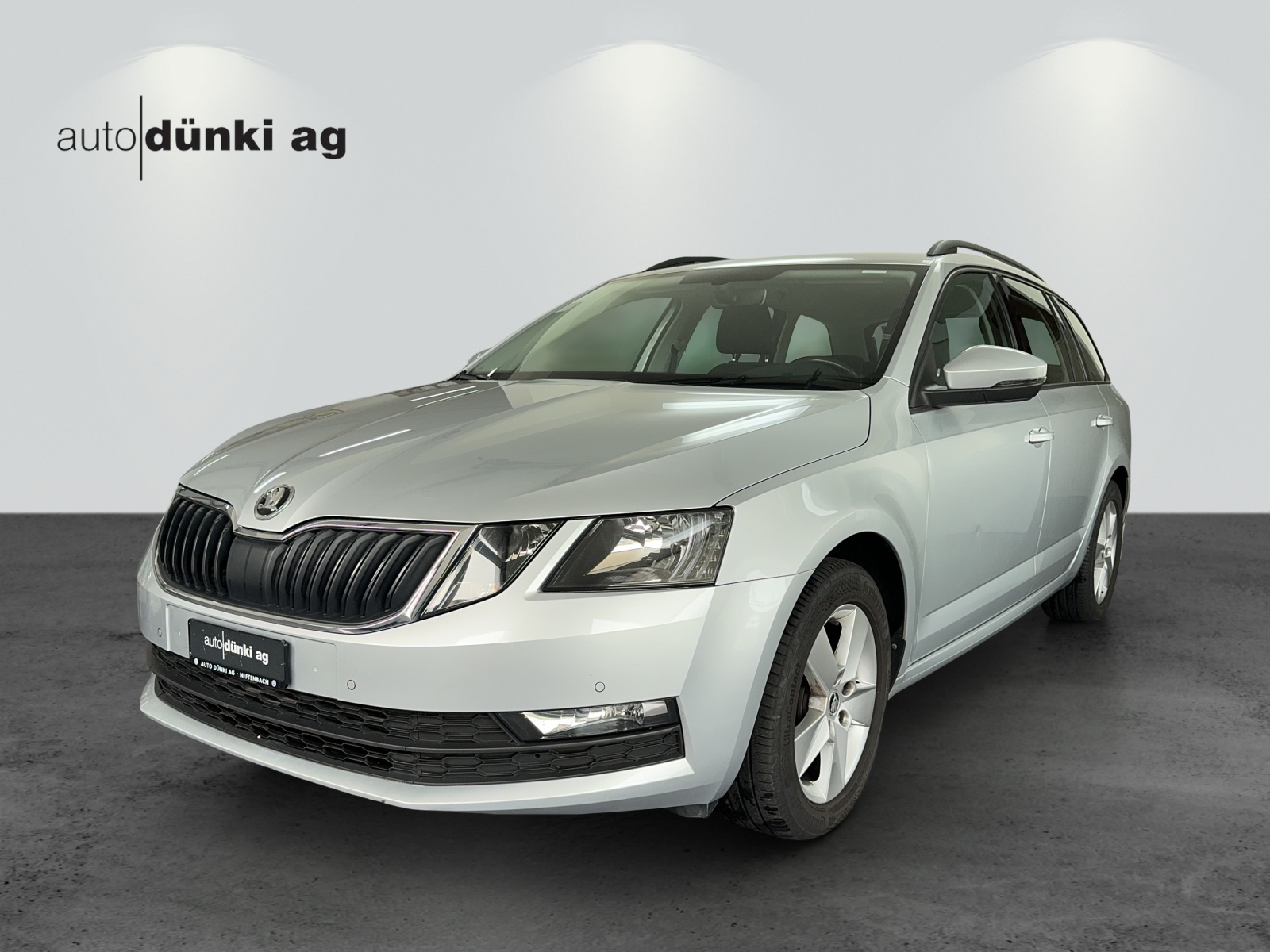 SKODA Octavia Combi 2.0 TDI Ambition DSG