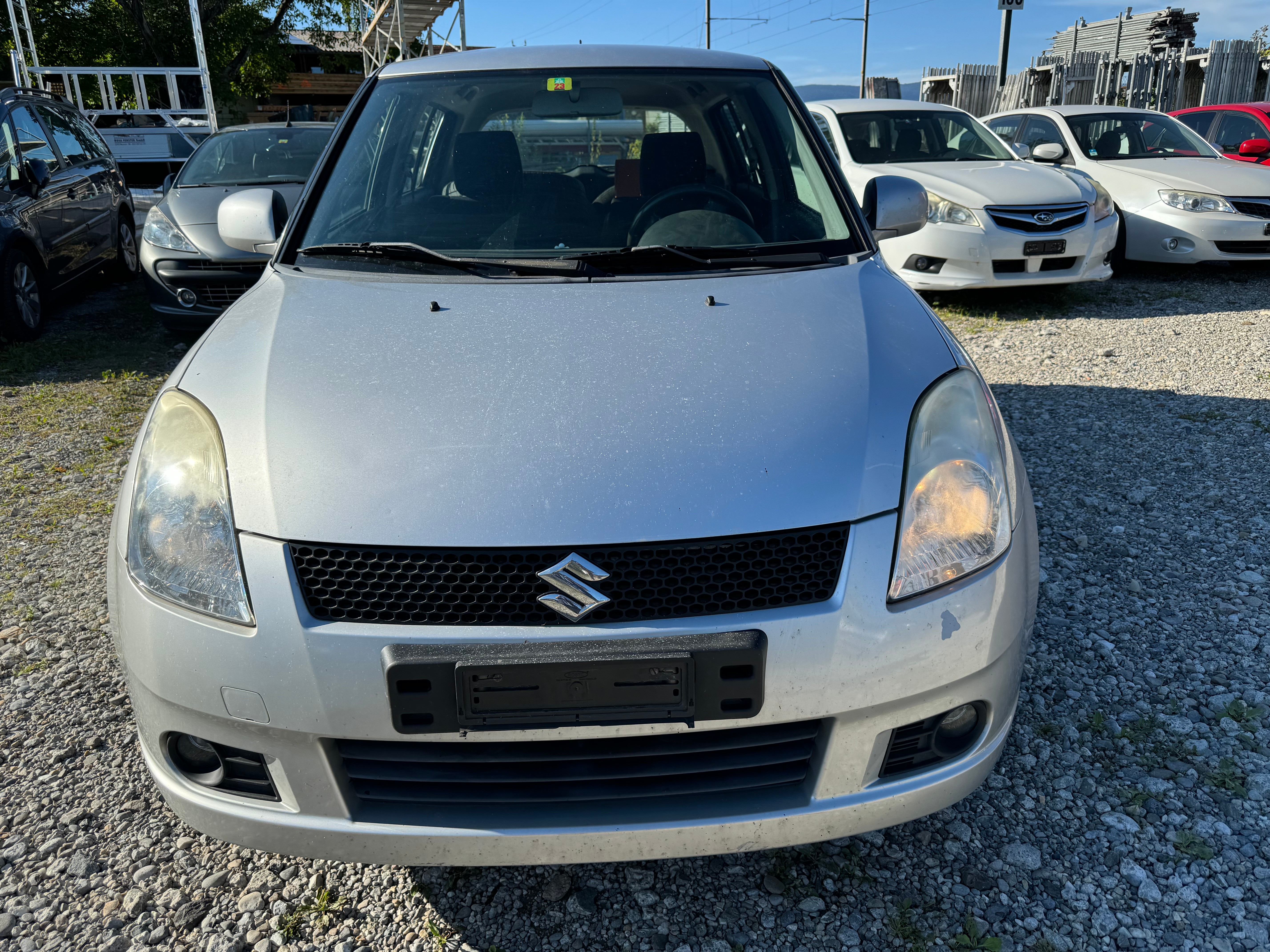 SUZUKI Swift 1.3i 16V GL 4x4