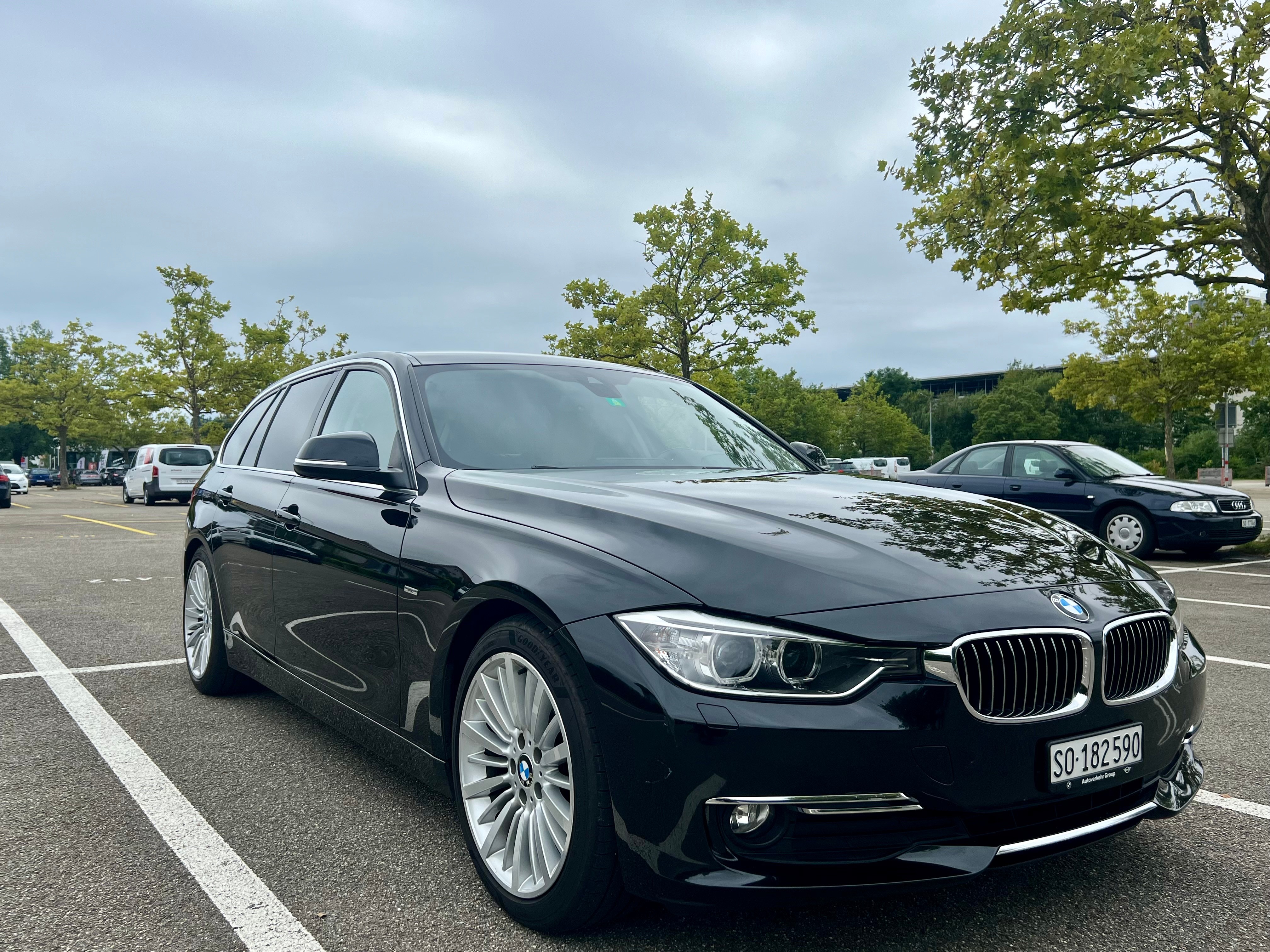 BMW 320d Touring Luxury Line