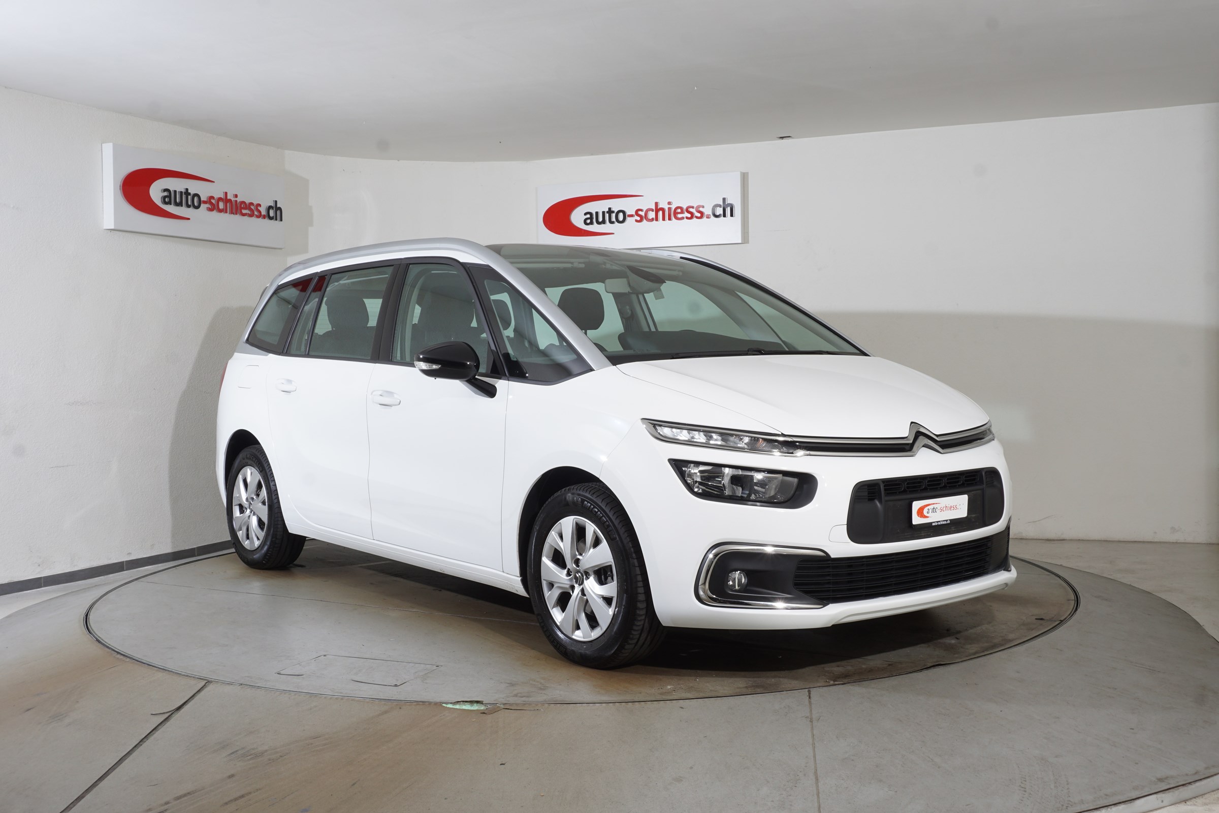 CITROEN C4 GRAND SPACETOURER 1.2 Pure Tech Live Plus 7PL