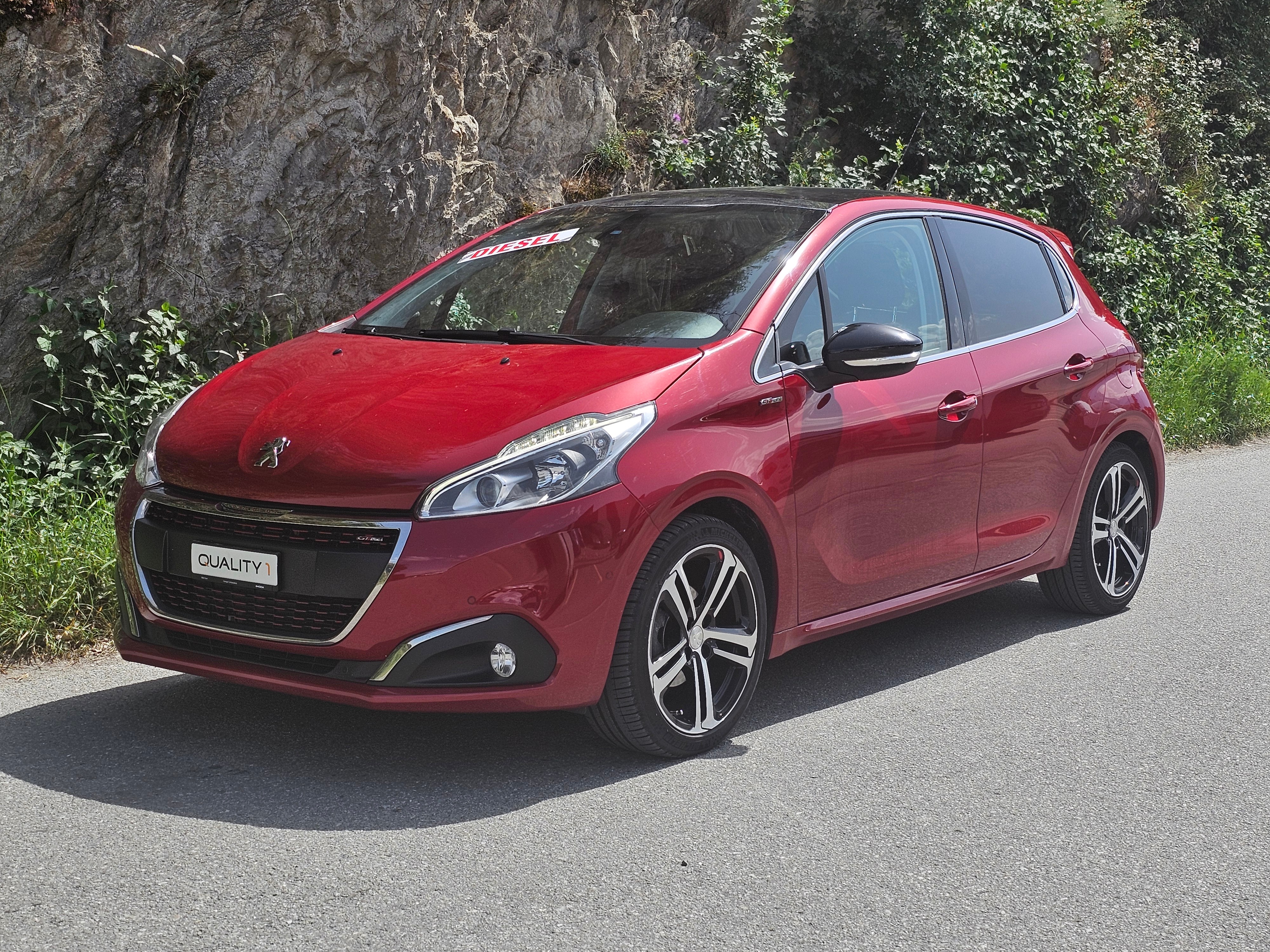 PEUGEOT 208 1.6 BlueHDi GT Line