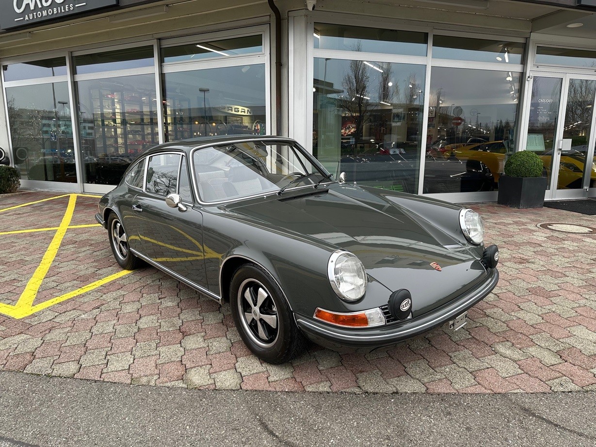 PORSCHE 911 2.0 S