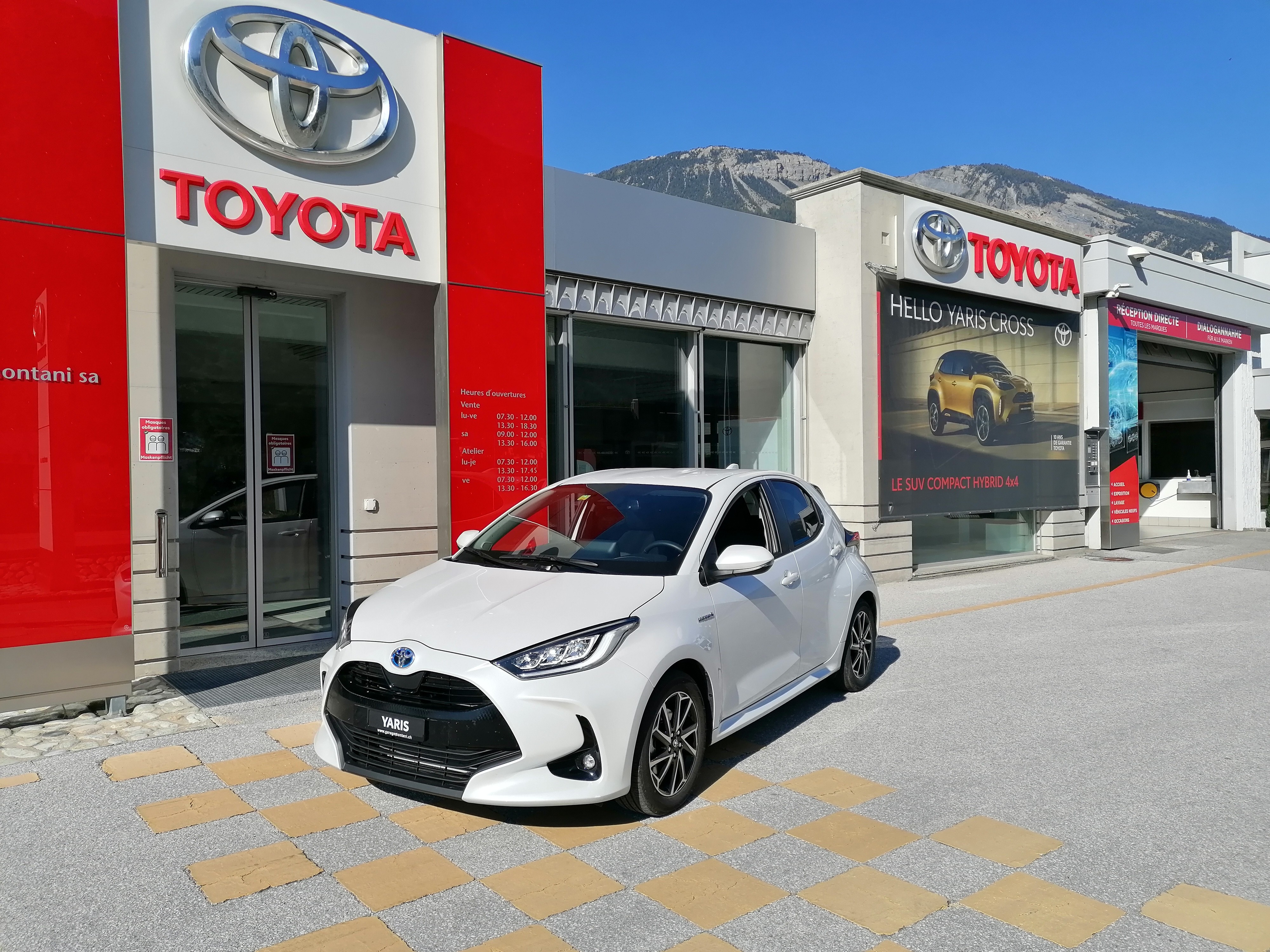 TOYOTA Yaris 1.5 Trend e-CVT