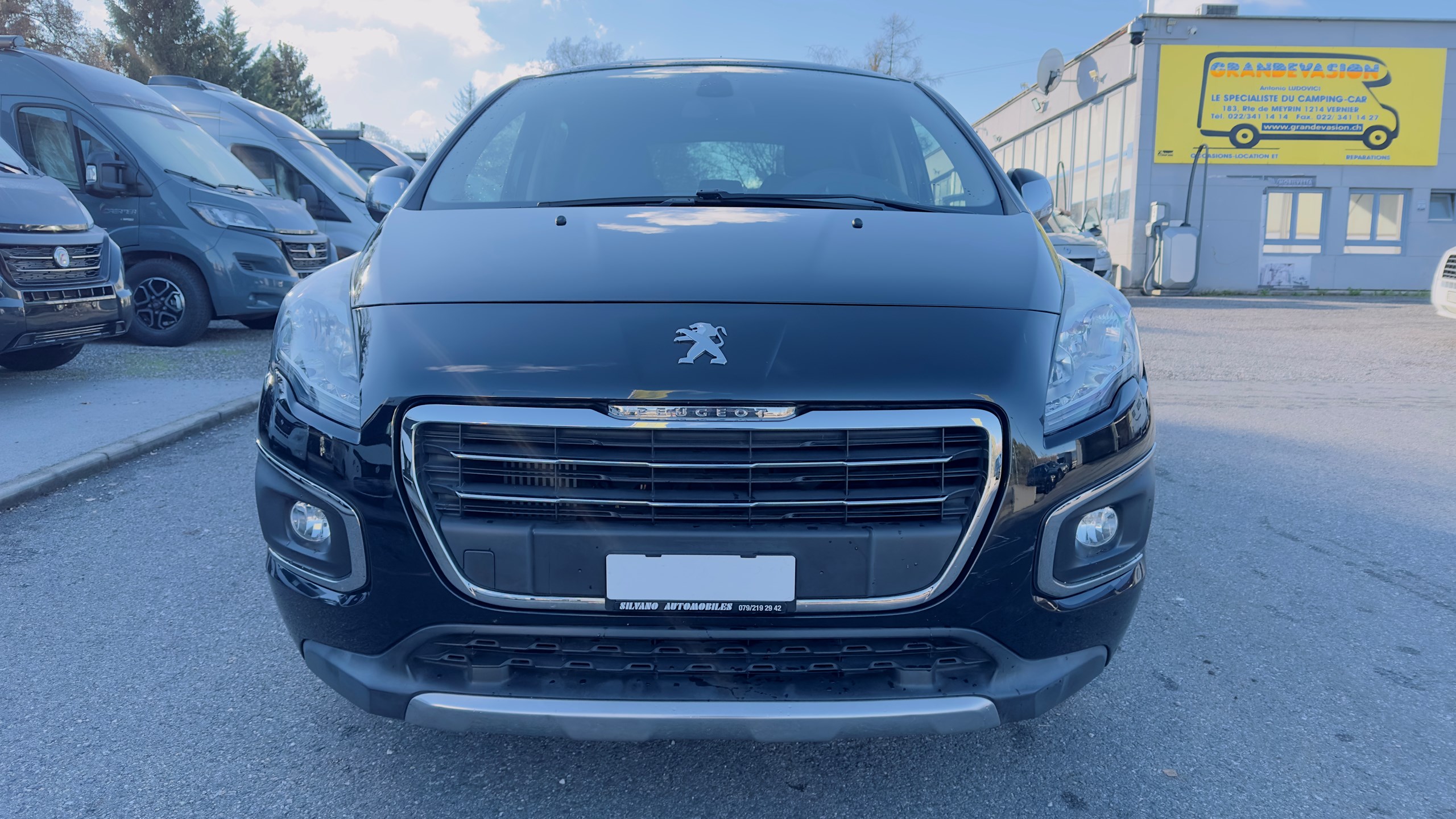 PEUGEOT 3008 1.6 16V T Active