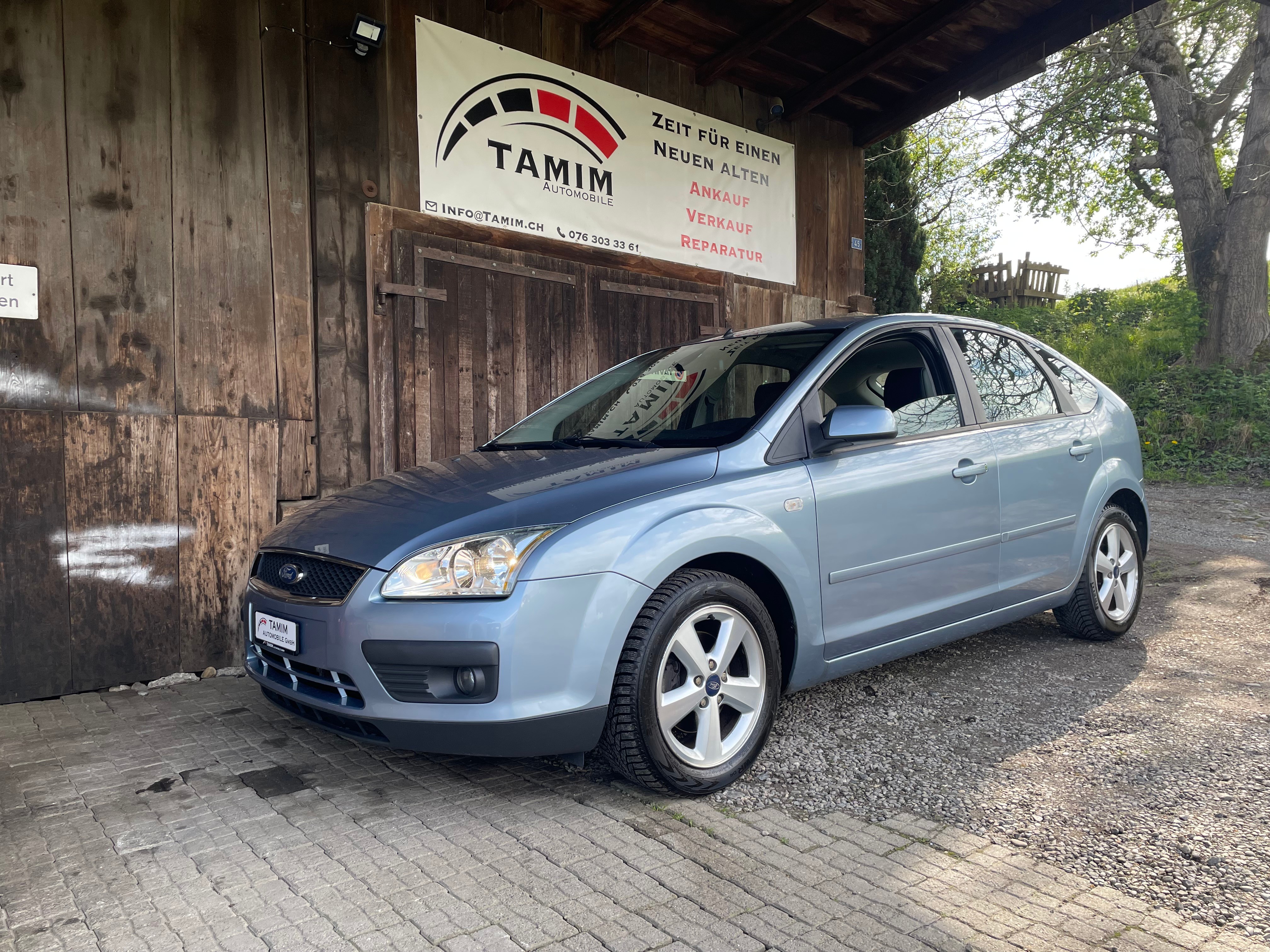 FORD Focus 1.6i VCT Titanium