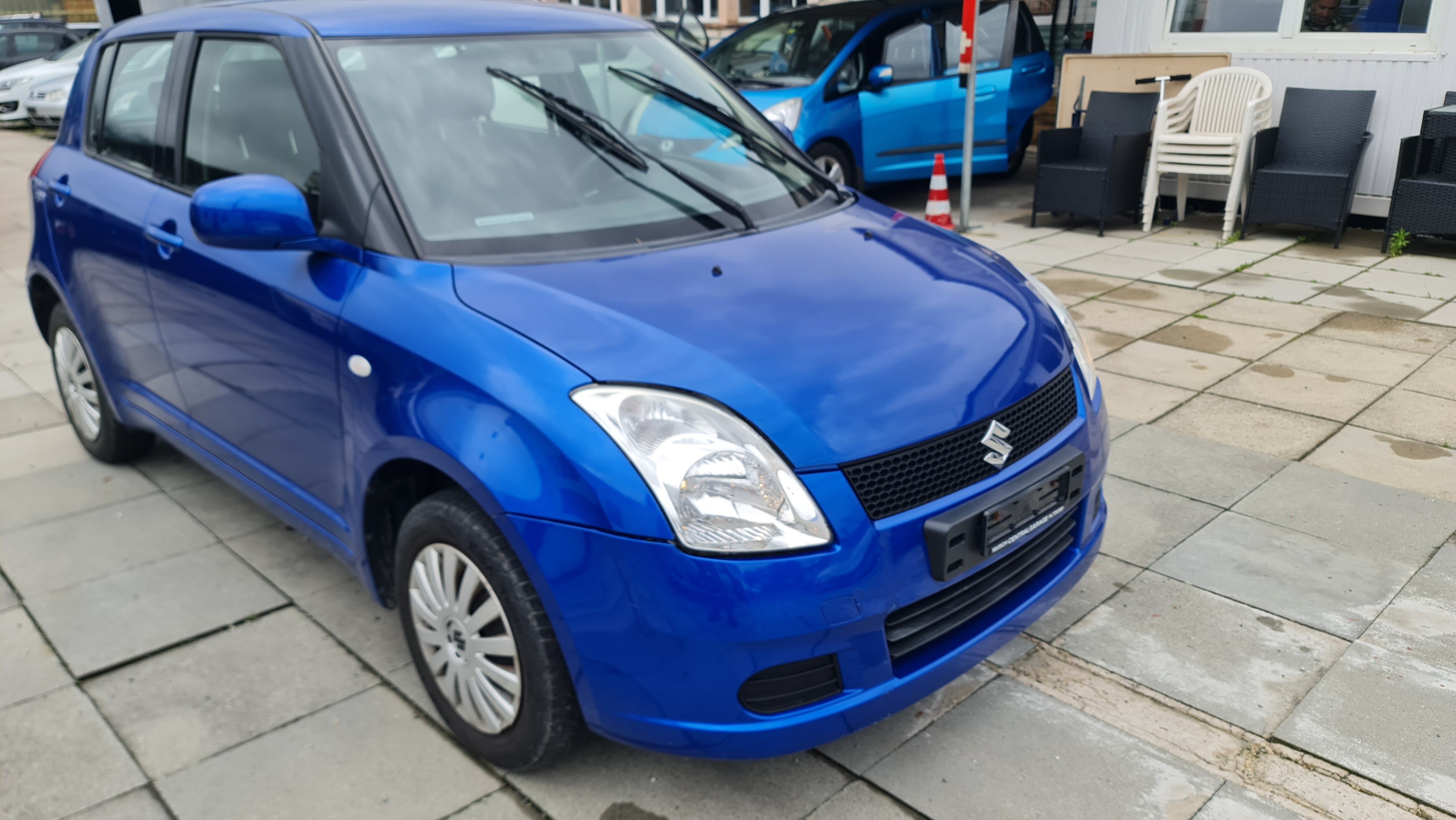 SUZUKI Swift 1.3i 16V GL 4x4