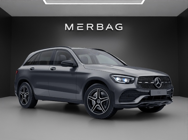 MERCEDES-BENZ GLC 300 AMG Line 4Matic 9G-Tronic