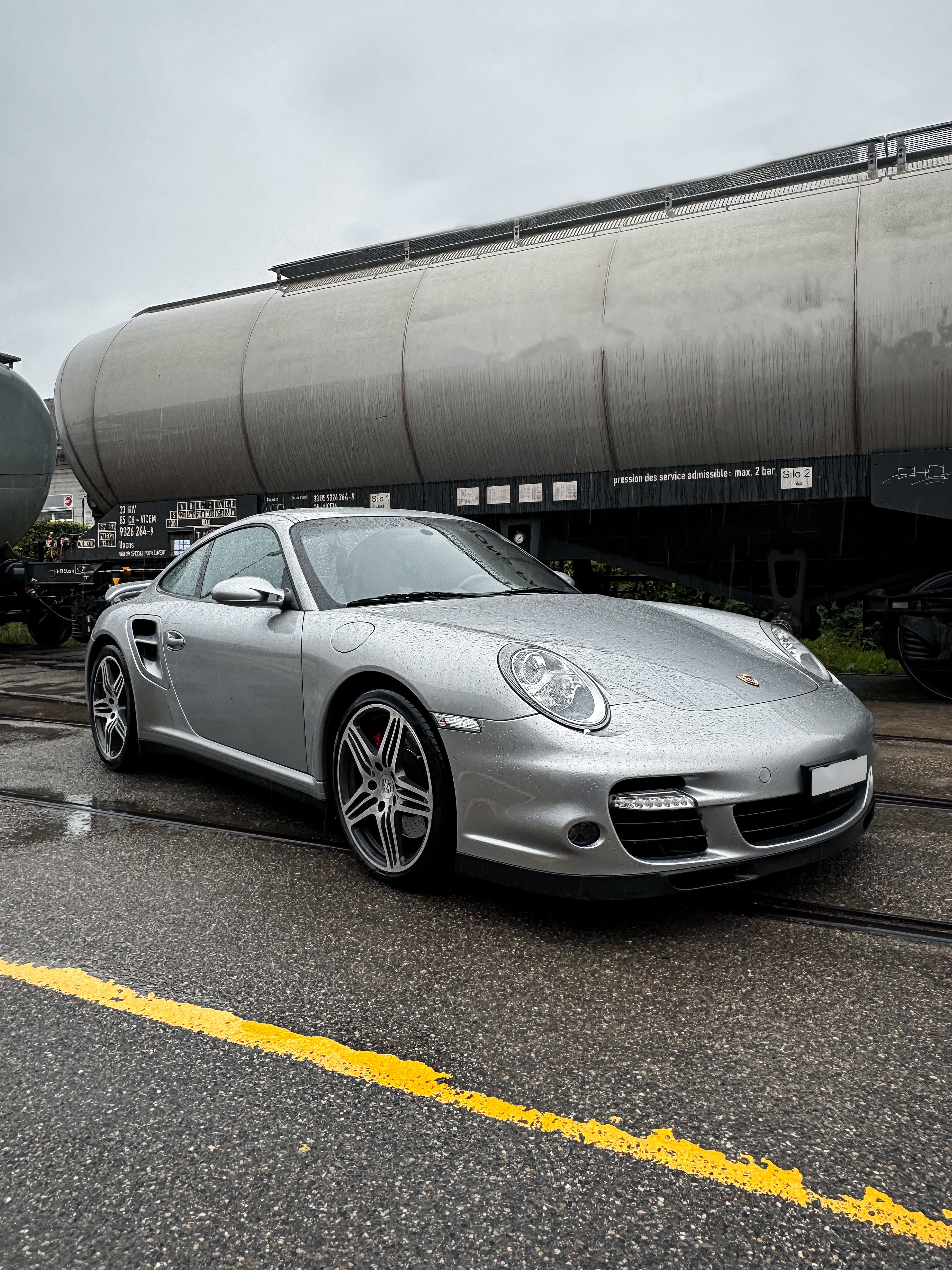 PORSCHE 911 Turbo