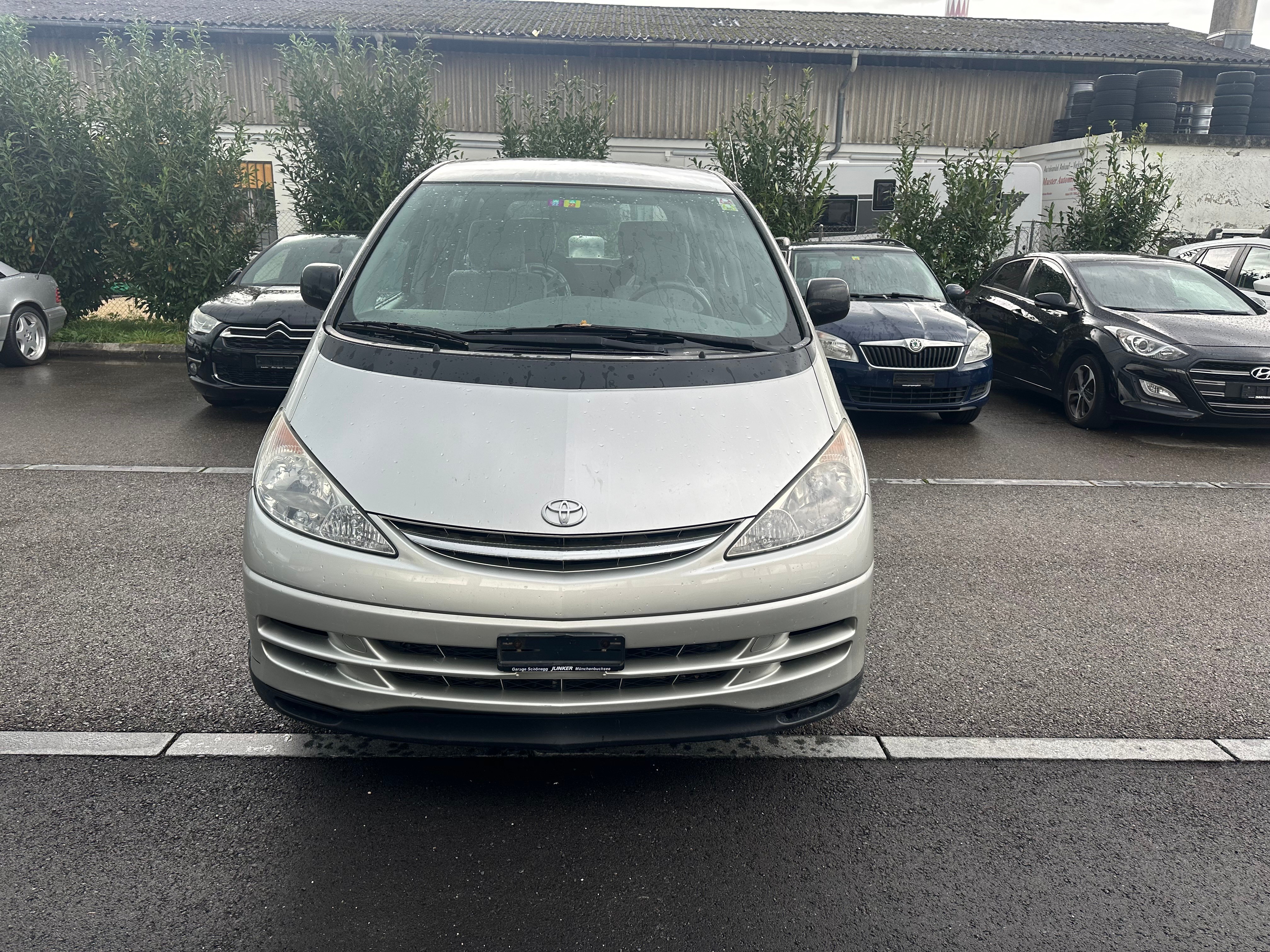 TOYOTA Previa 2.4 Linea Terra