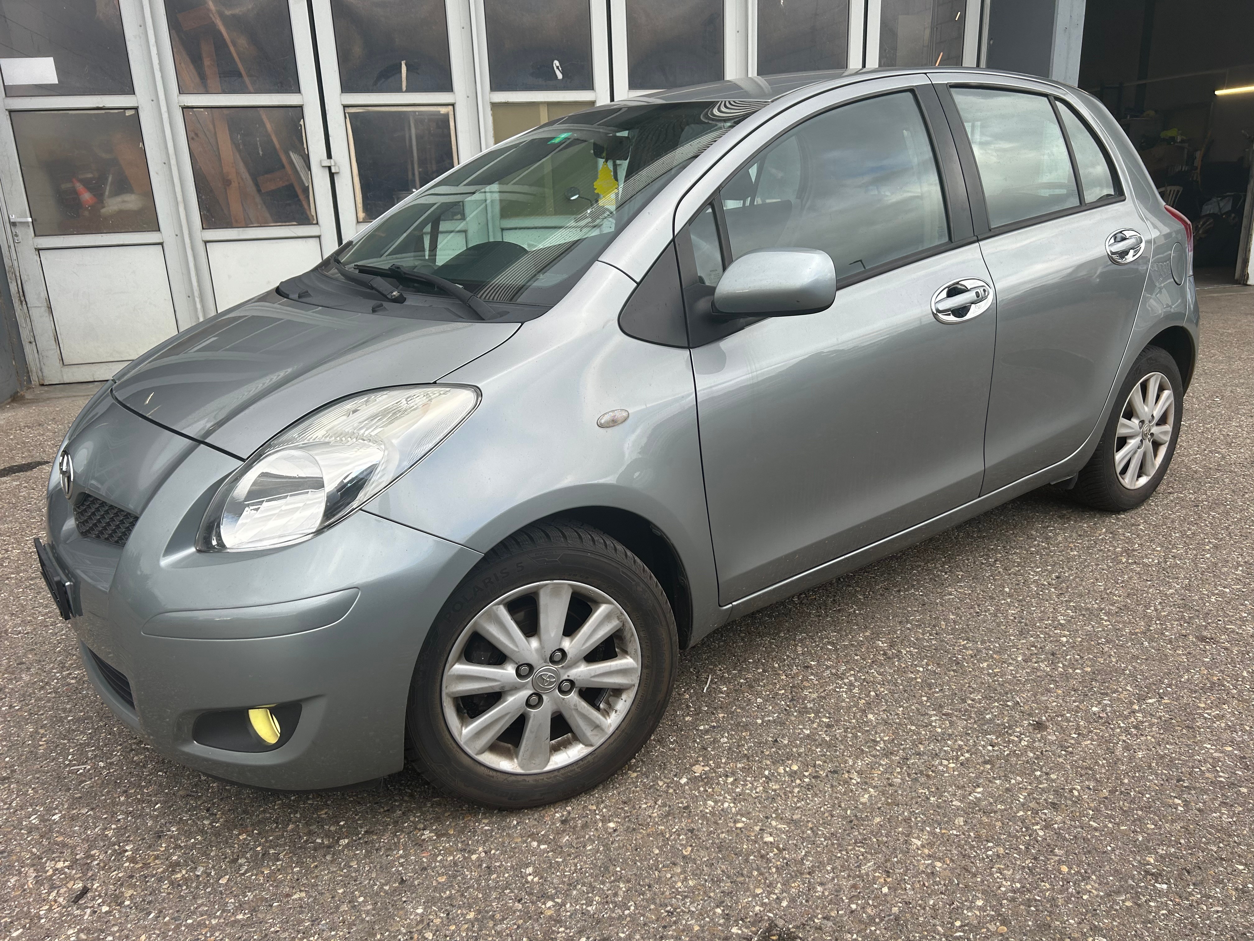 TOYOTA Yaris 1.33 Linea Luna Multimode