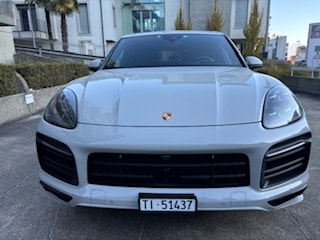 PORSCHE Cayenne GTS