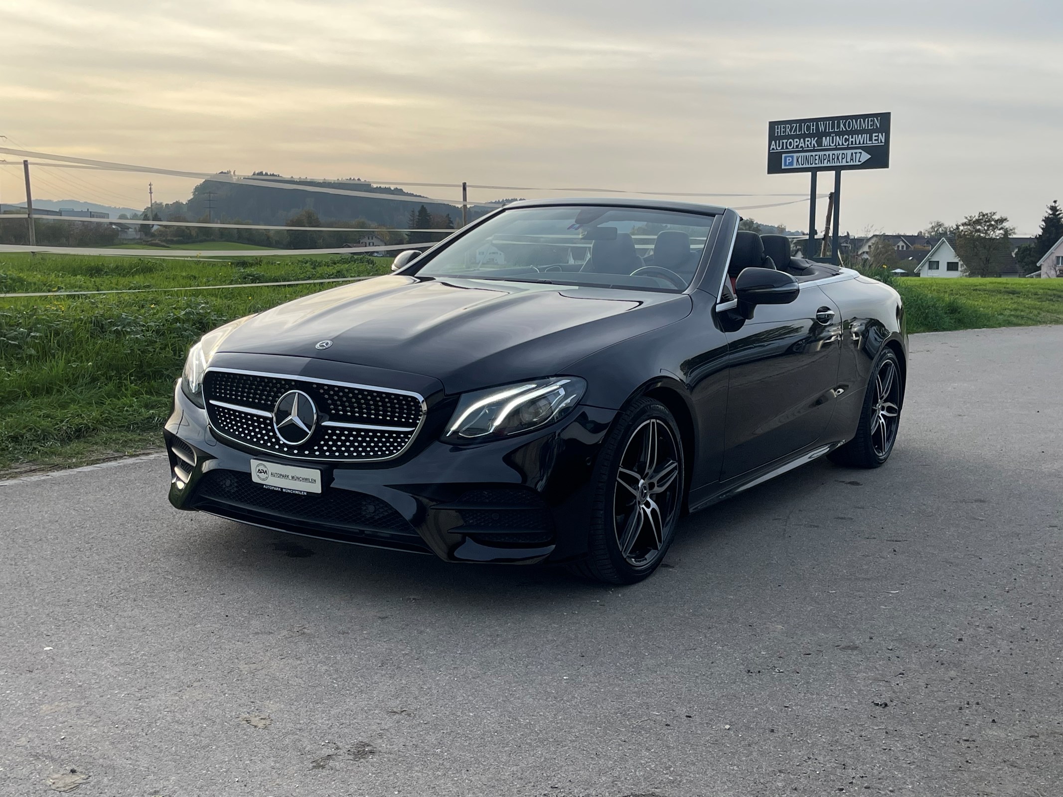 MERCEDES-BENZ E 200 Cabriolet AMG Line 9G-Tronic