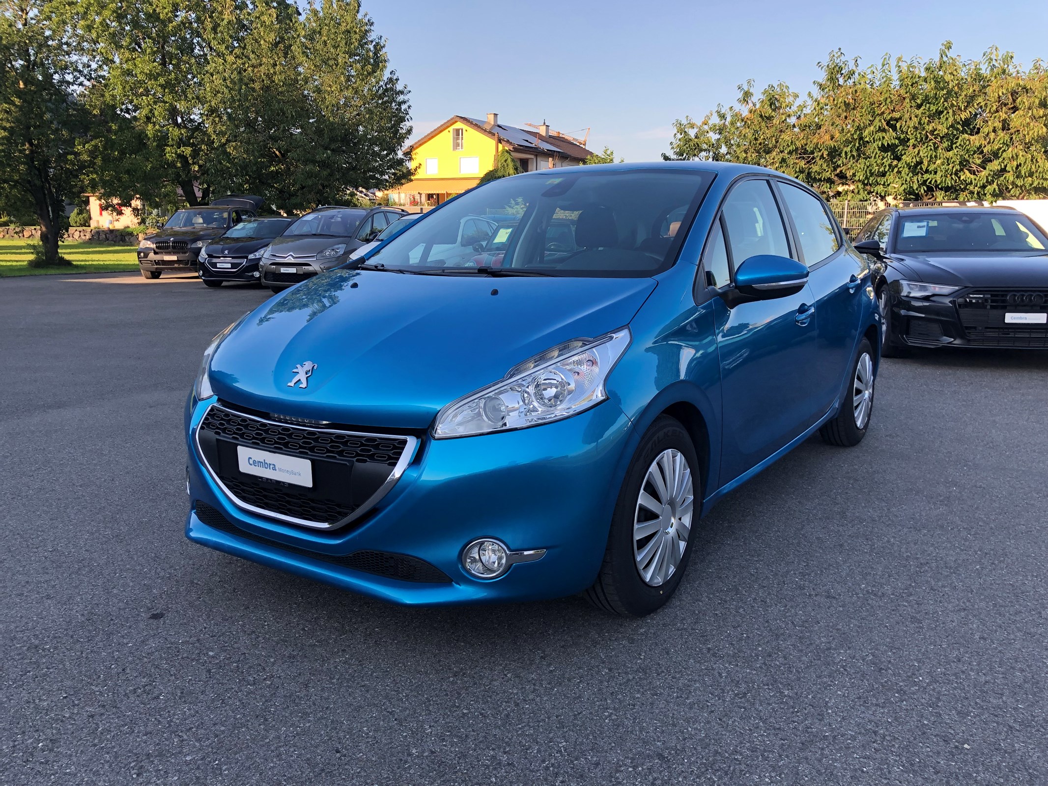 PEUGEOT 208 1.2 VTI Active