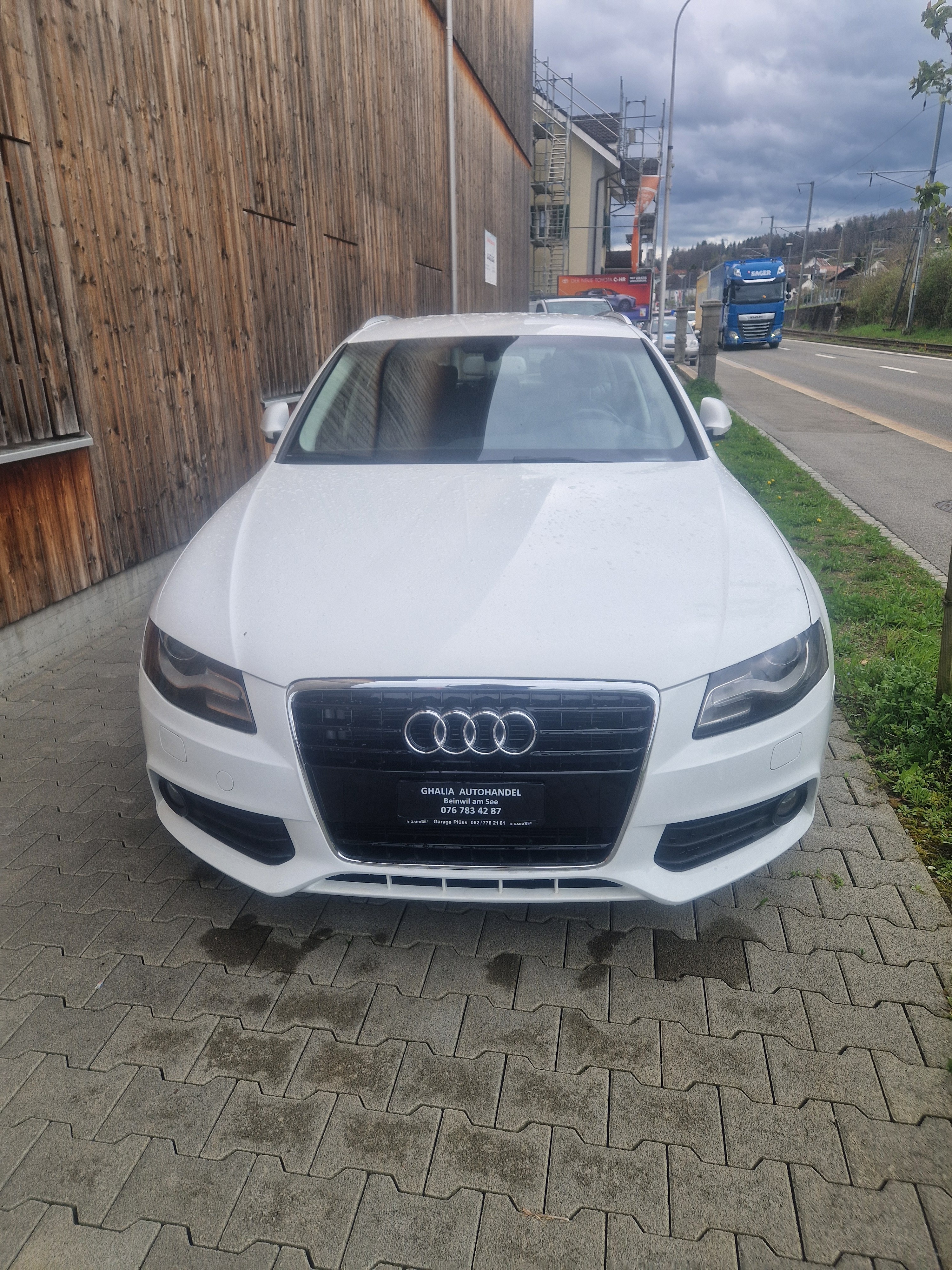 AUDI A4 Avant 3.2 FSI quattro tiptronic