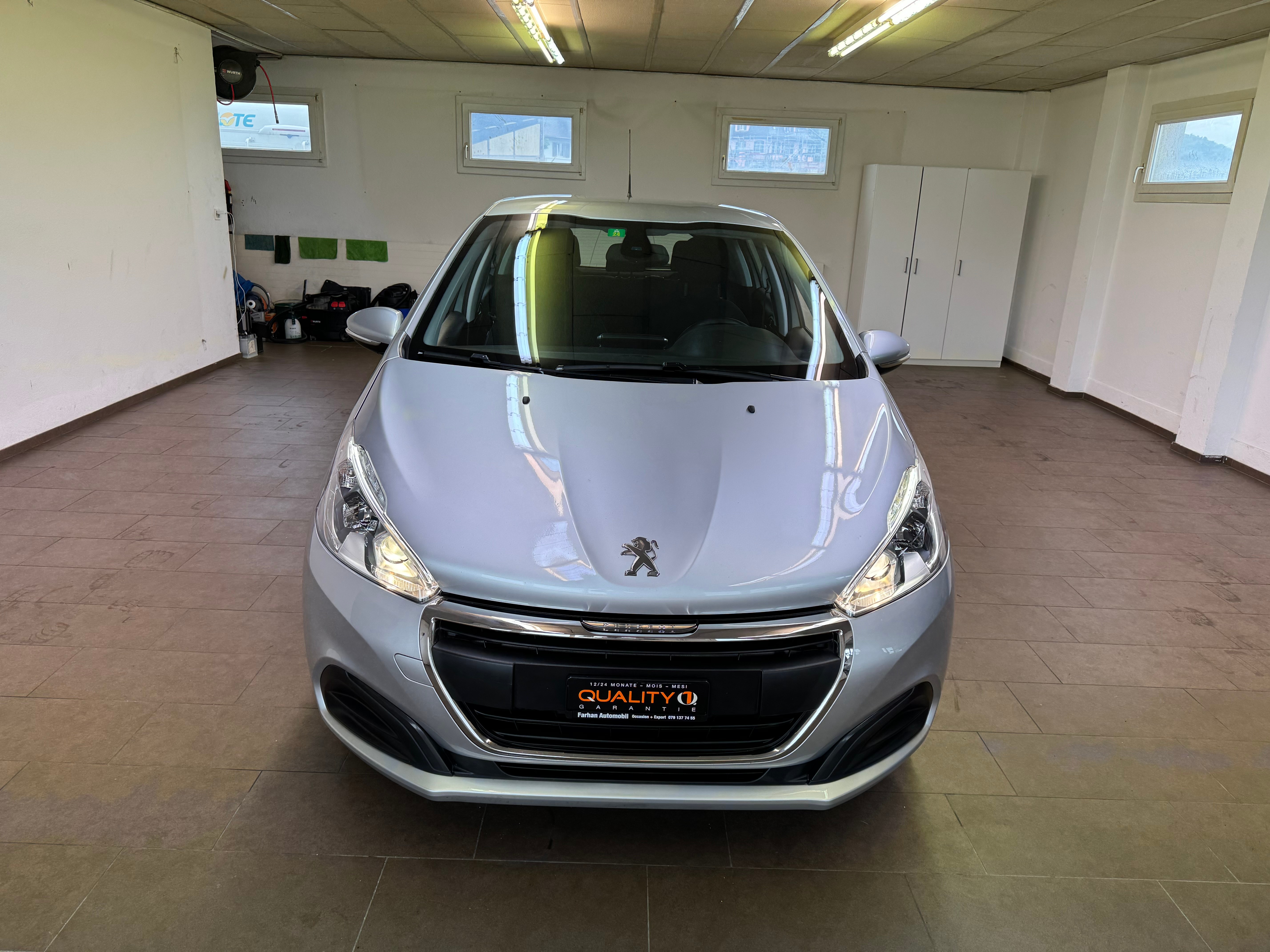 PEUGEOT 208 1.6 BlueHDi Active