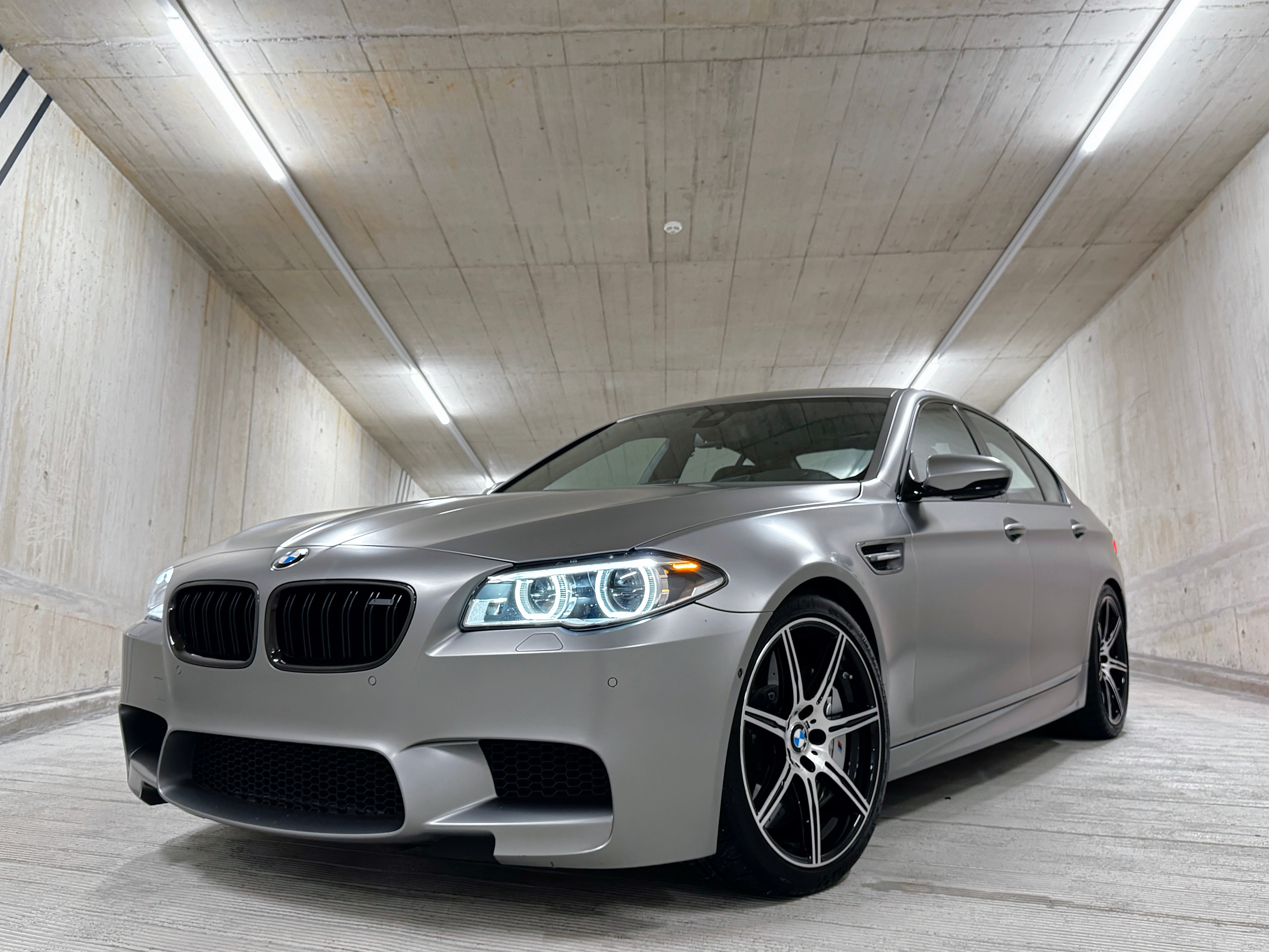 BMW M5 Drivelogic 30 Jahre Edition