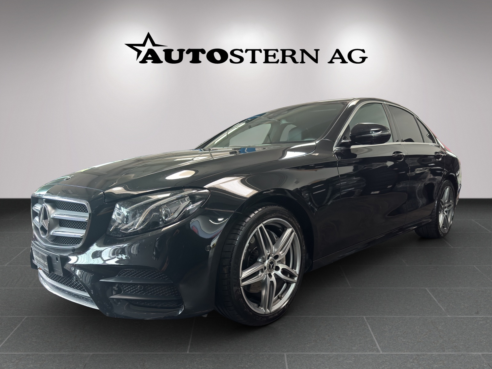 MERCEDES-BENZ E 220 d AMG Line 9G-Tronic