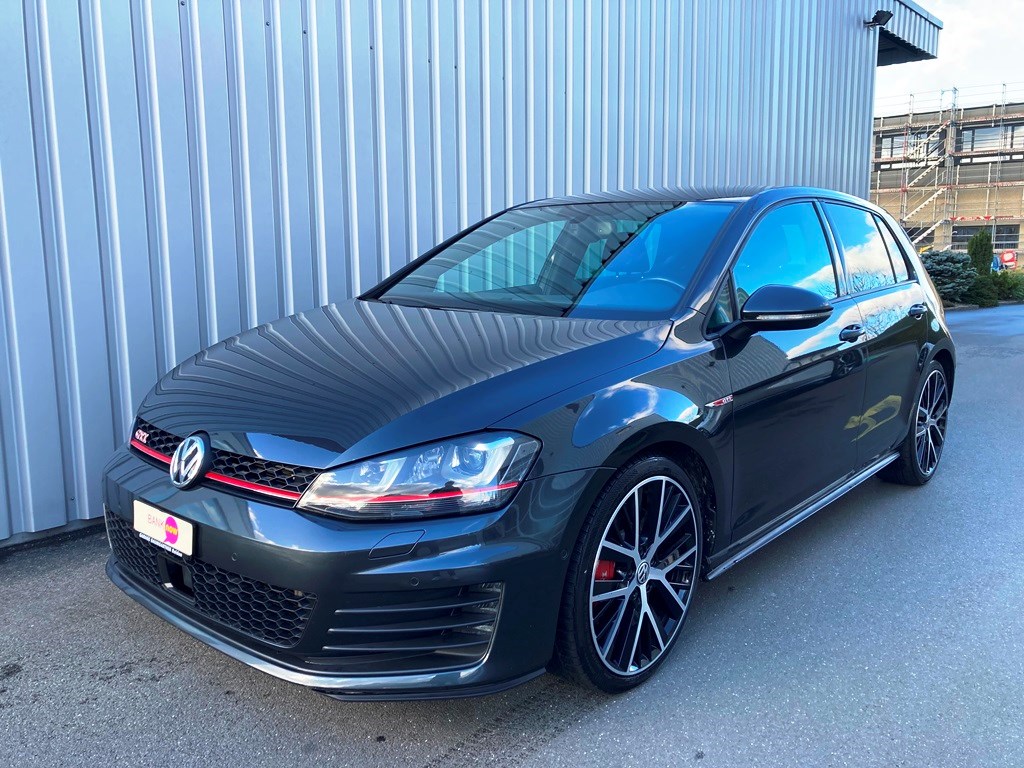 VW Golf 2.0 TSI GTI Performance DSG